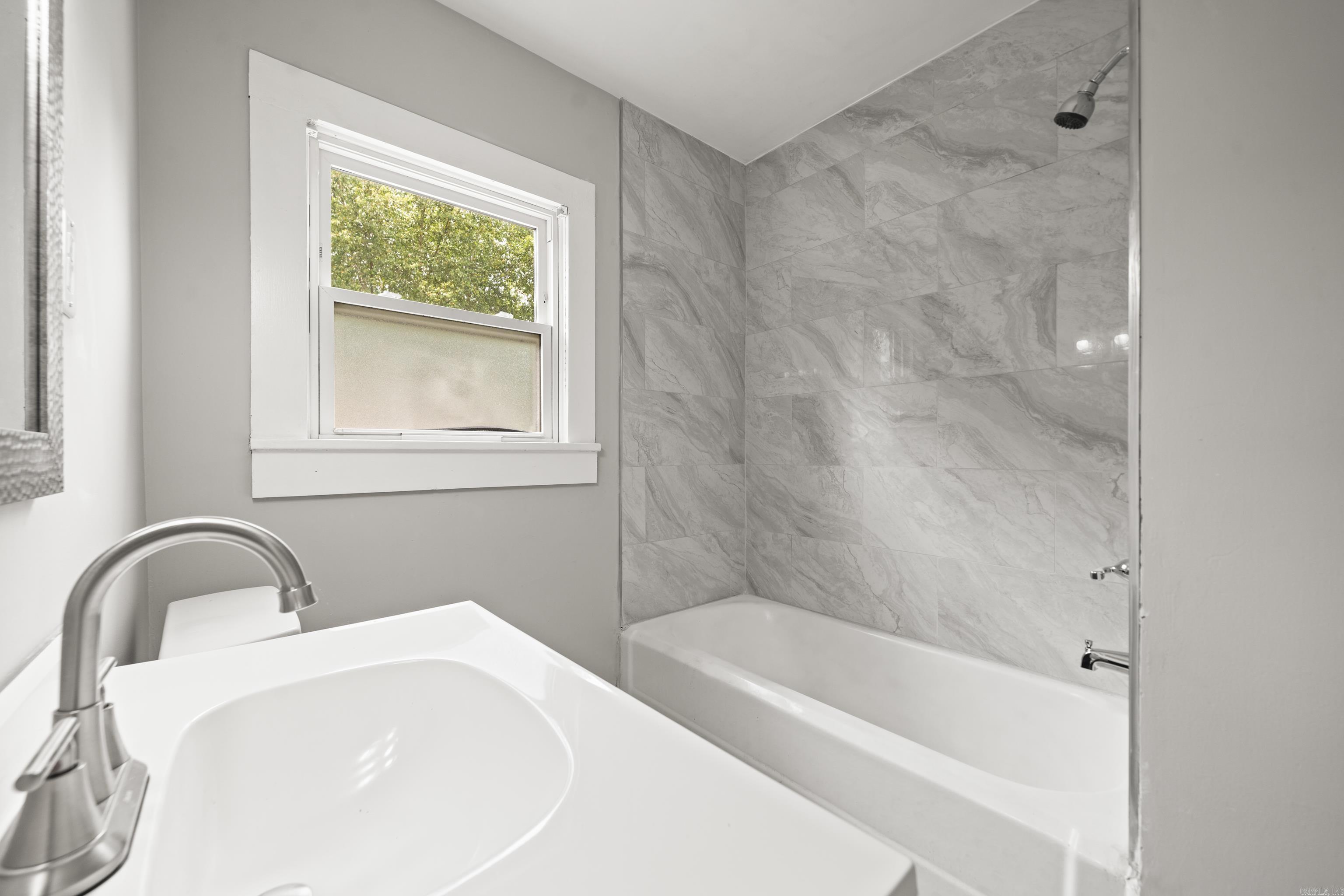 OAKLAWN - Residential
