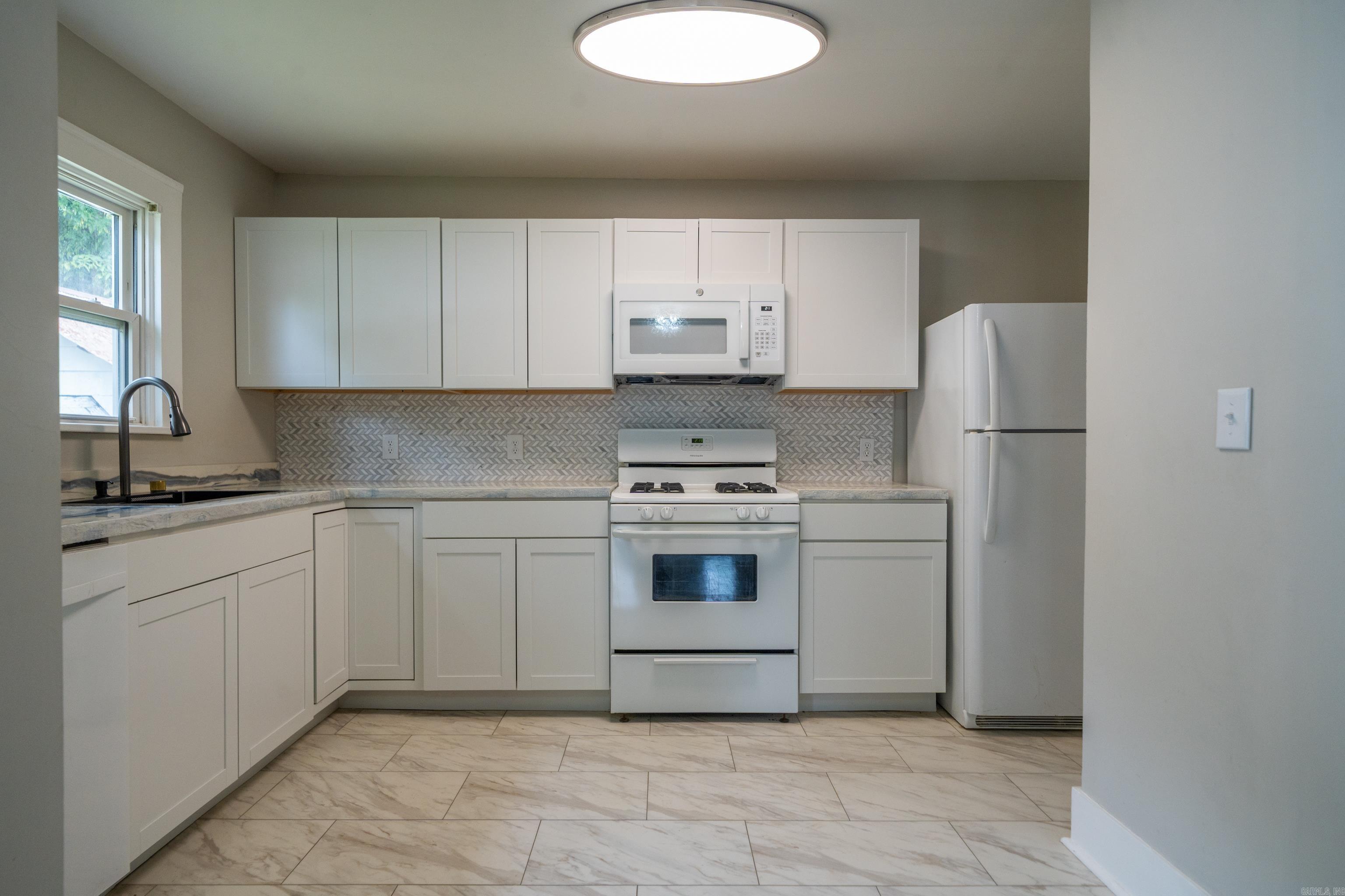 OAKLAWN - Residential