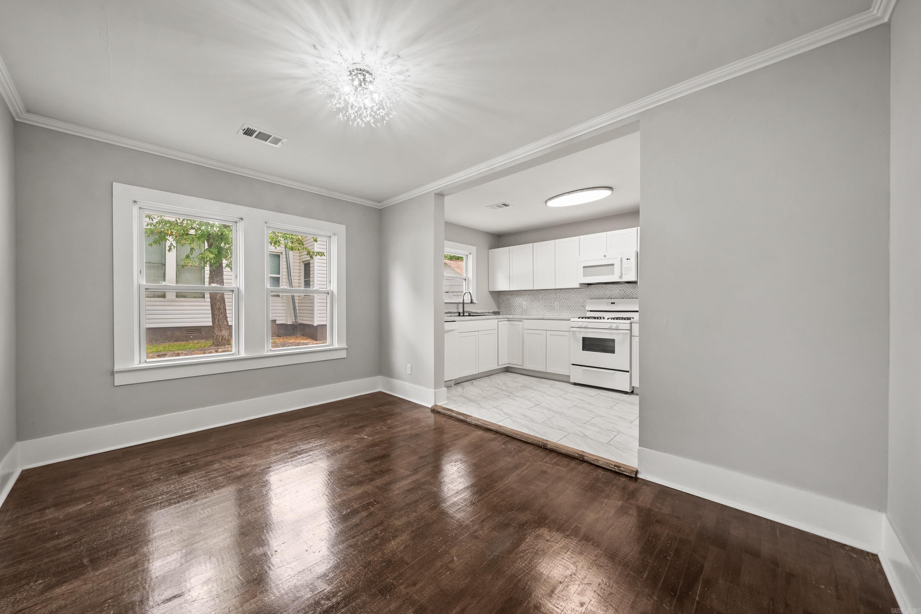 OAKLAWN - Residential