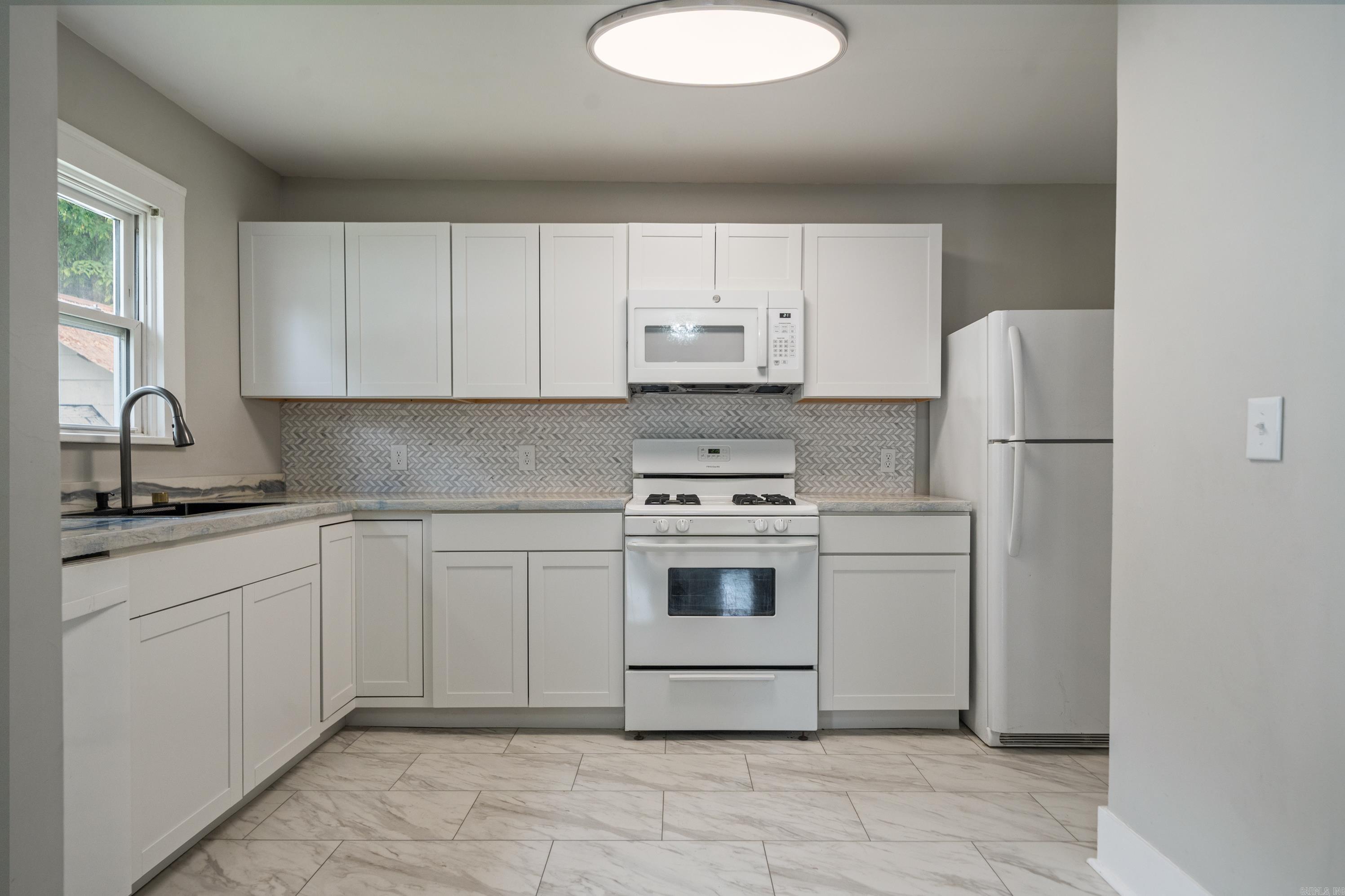 OAKLAWN - Residential