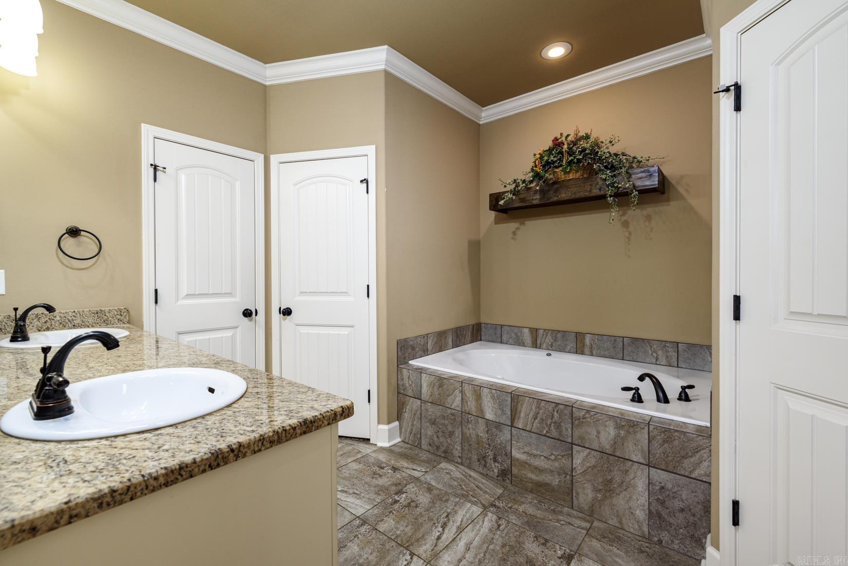 LOCHRIDGE ESTATES - Residential