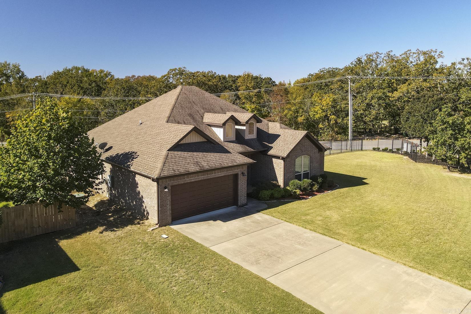 LOCHRIDGE ESTATES - Residential
