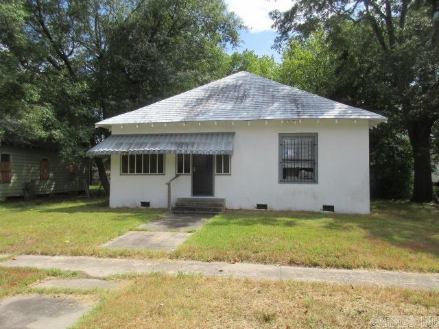 View Pine Bluff, AR 71603 house