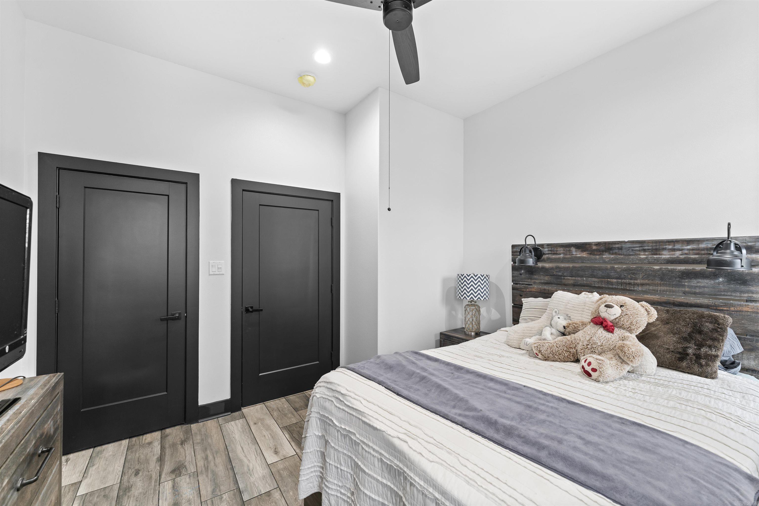 CANYON CREEK VILLAGE - Residential