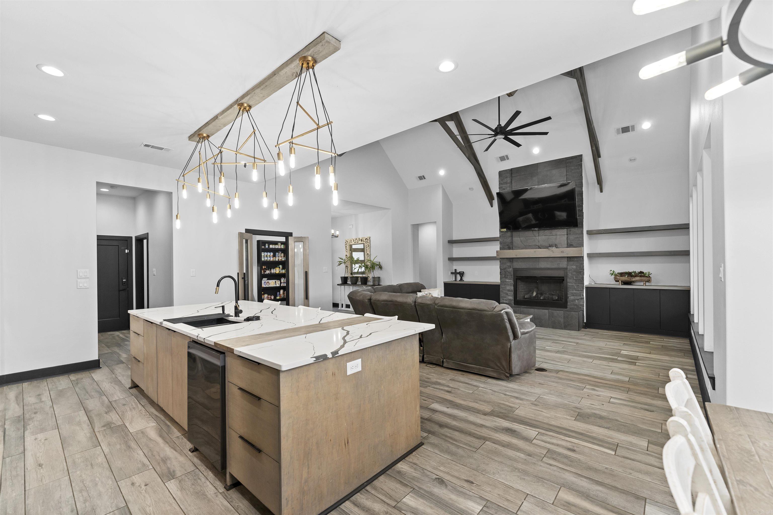 CANYON CREEK VILLAGE - Residential