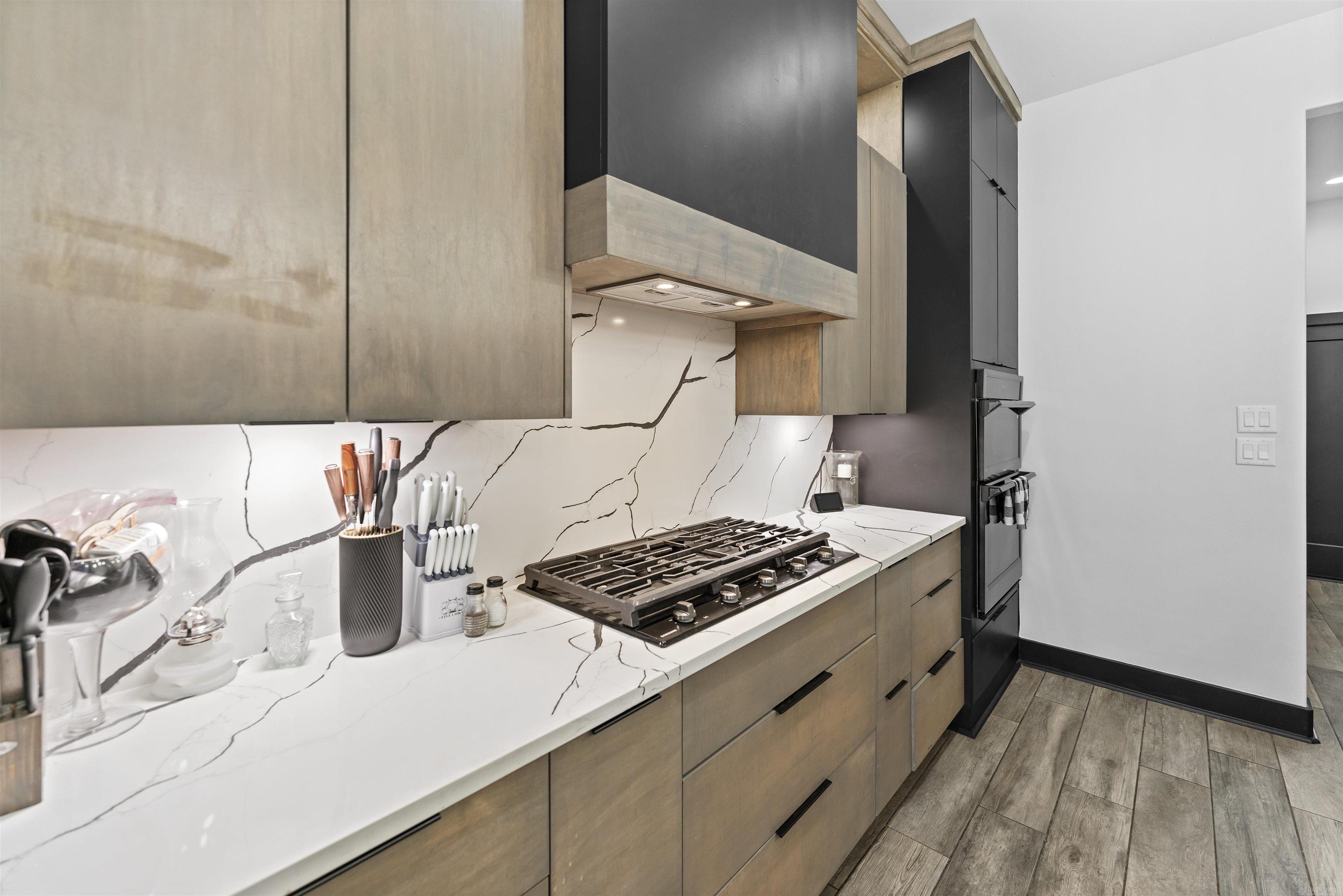 CANYON CREEK VILLAGE - Residential