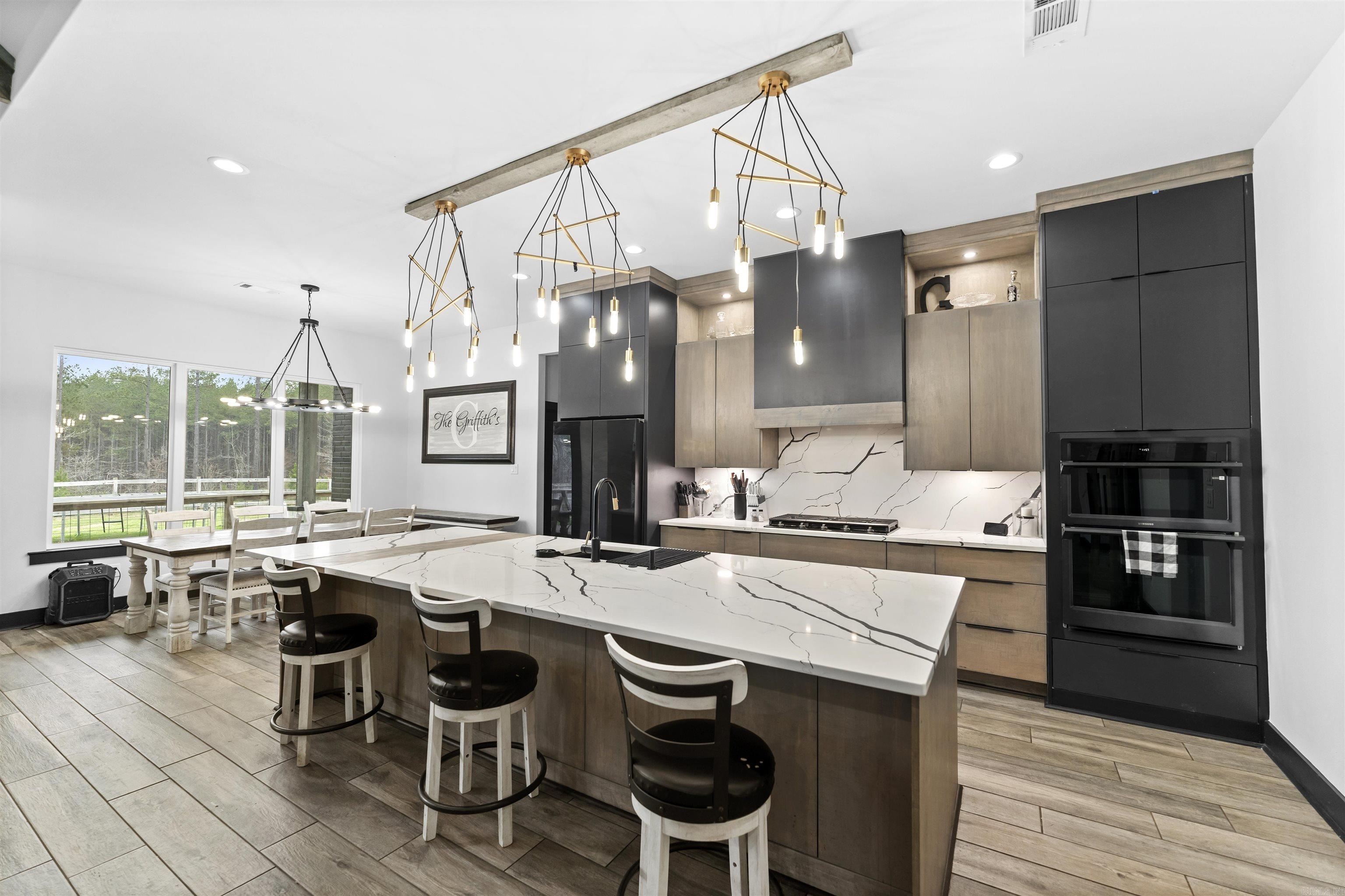 CANYON CREEK VILLAGE - Residential