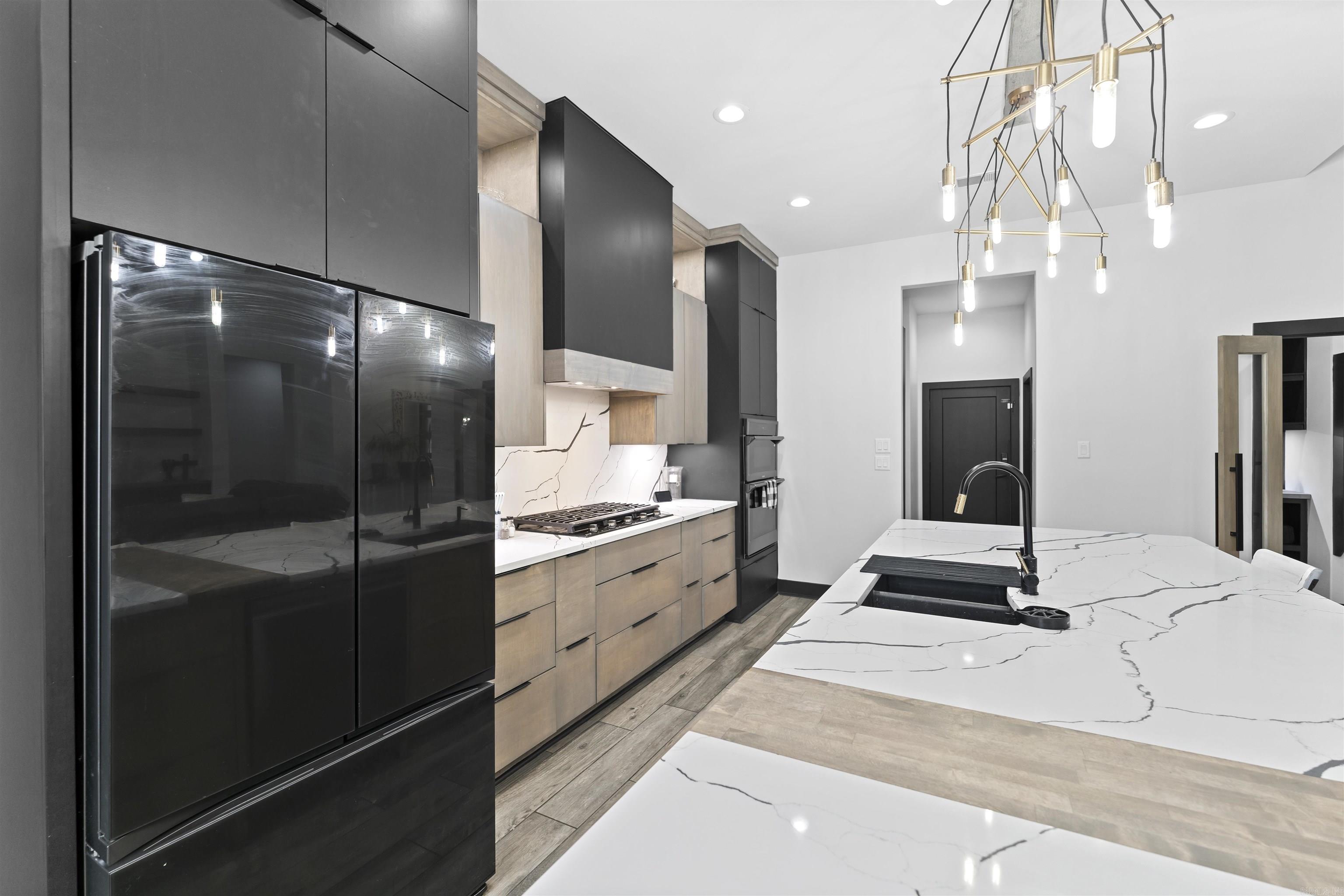 CANYON CREEK VILLAGE - Residential