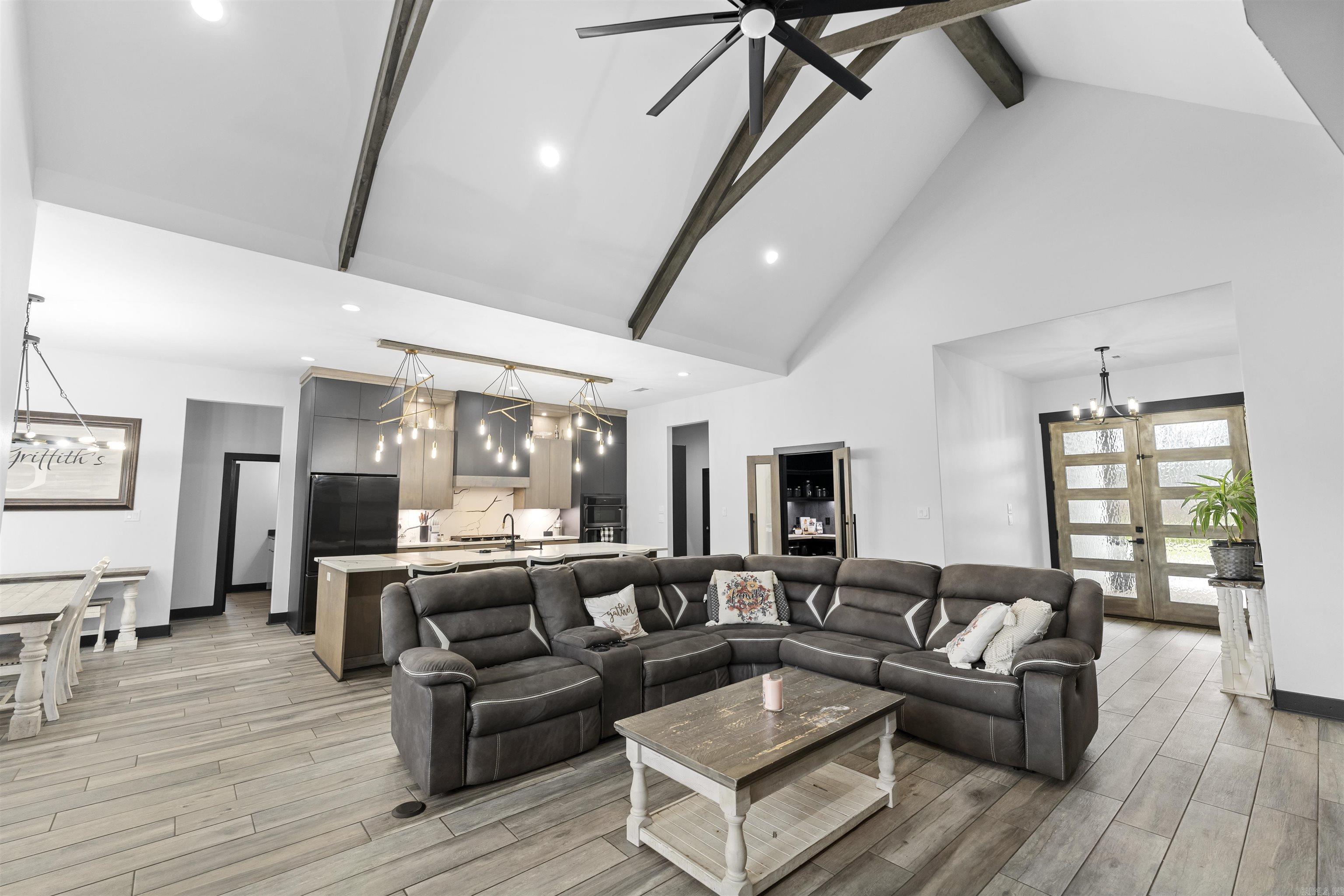 CANYON CREEK VILLAGE - Residential