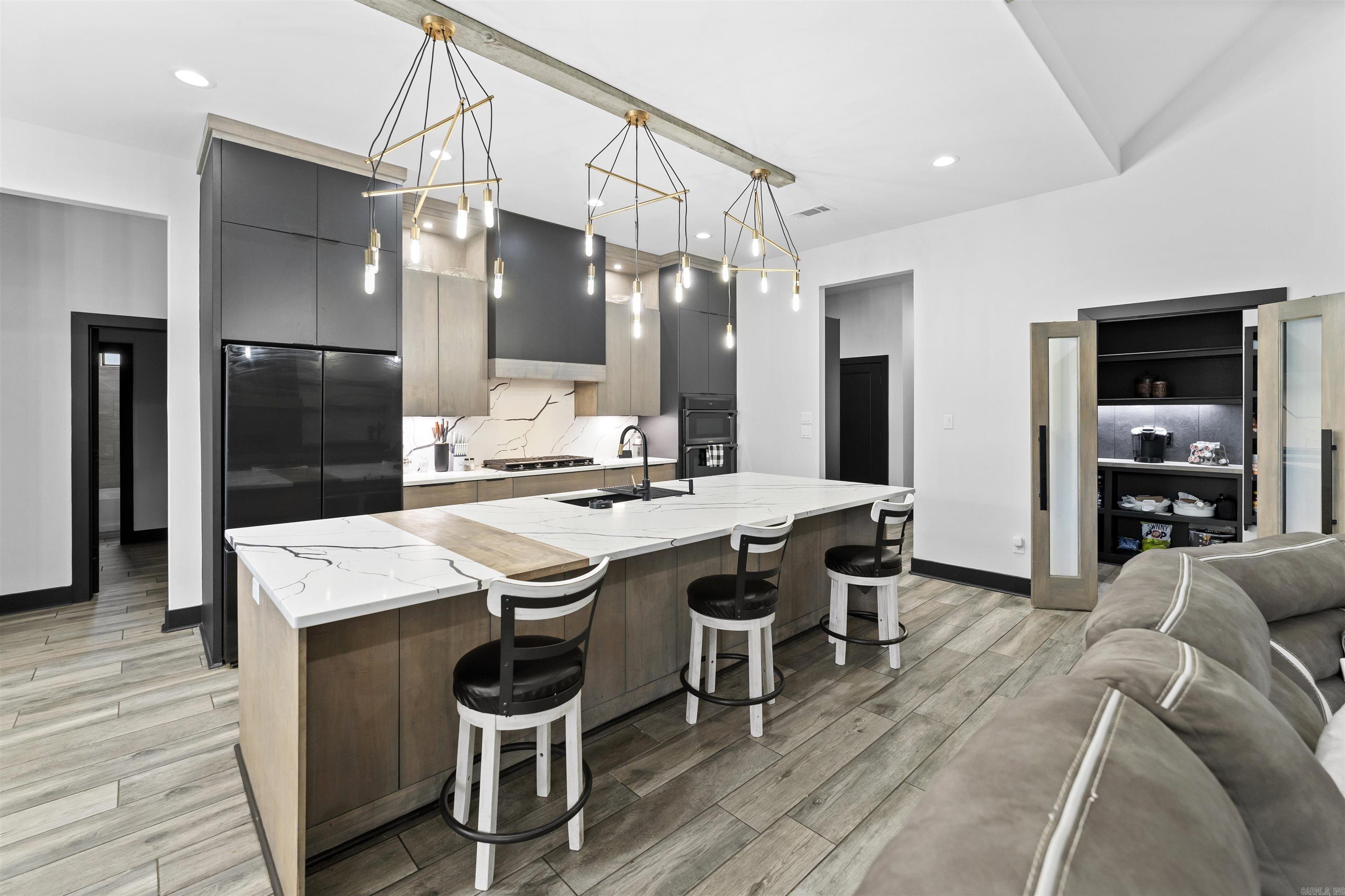 CANYON CREEK VILLAGE - Residential