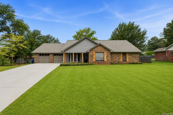 9 CHESTER CV, CONWAY, AR 72034 - Image 2f0eb9a4703669ffb9ecf8bbb5db16b5/1637586847