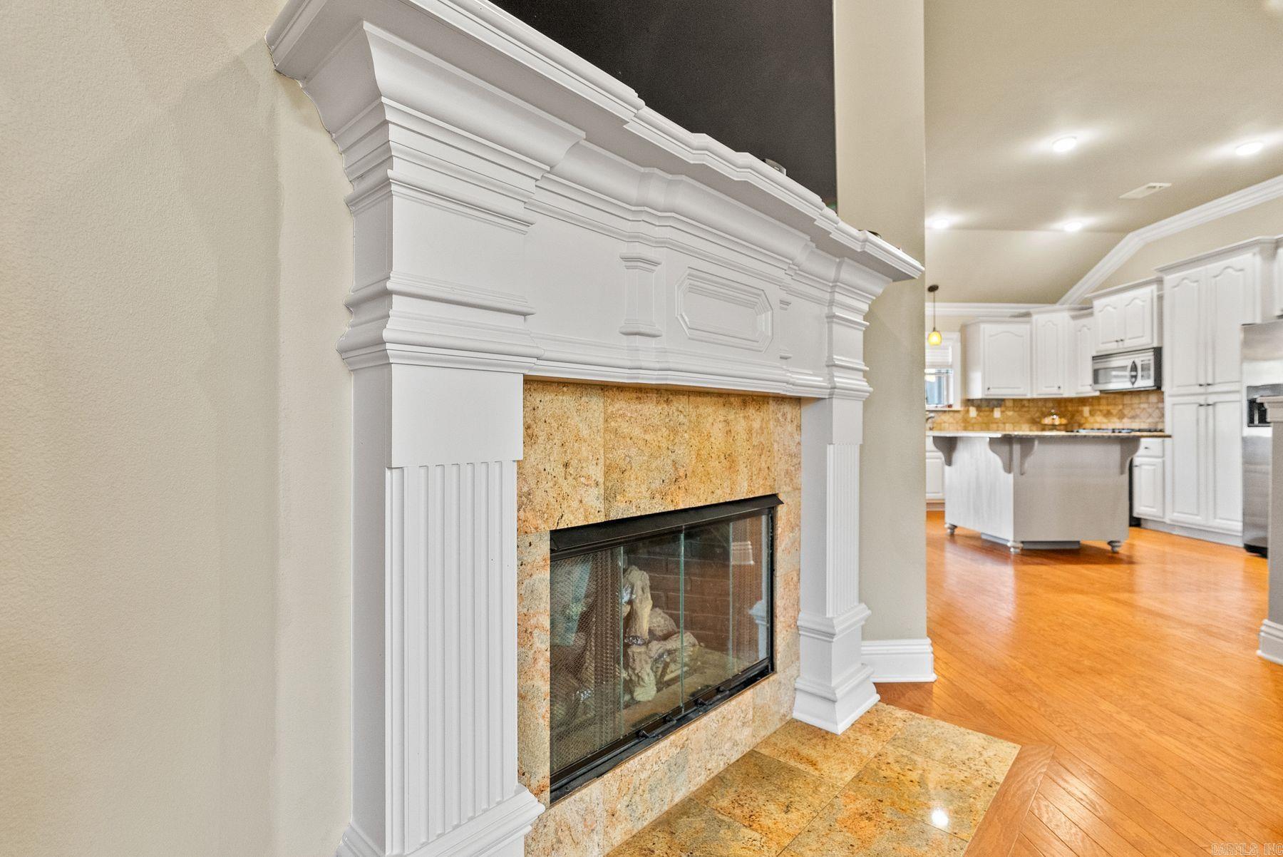 CRYSTALWOOD - Residential