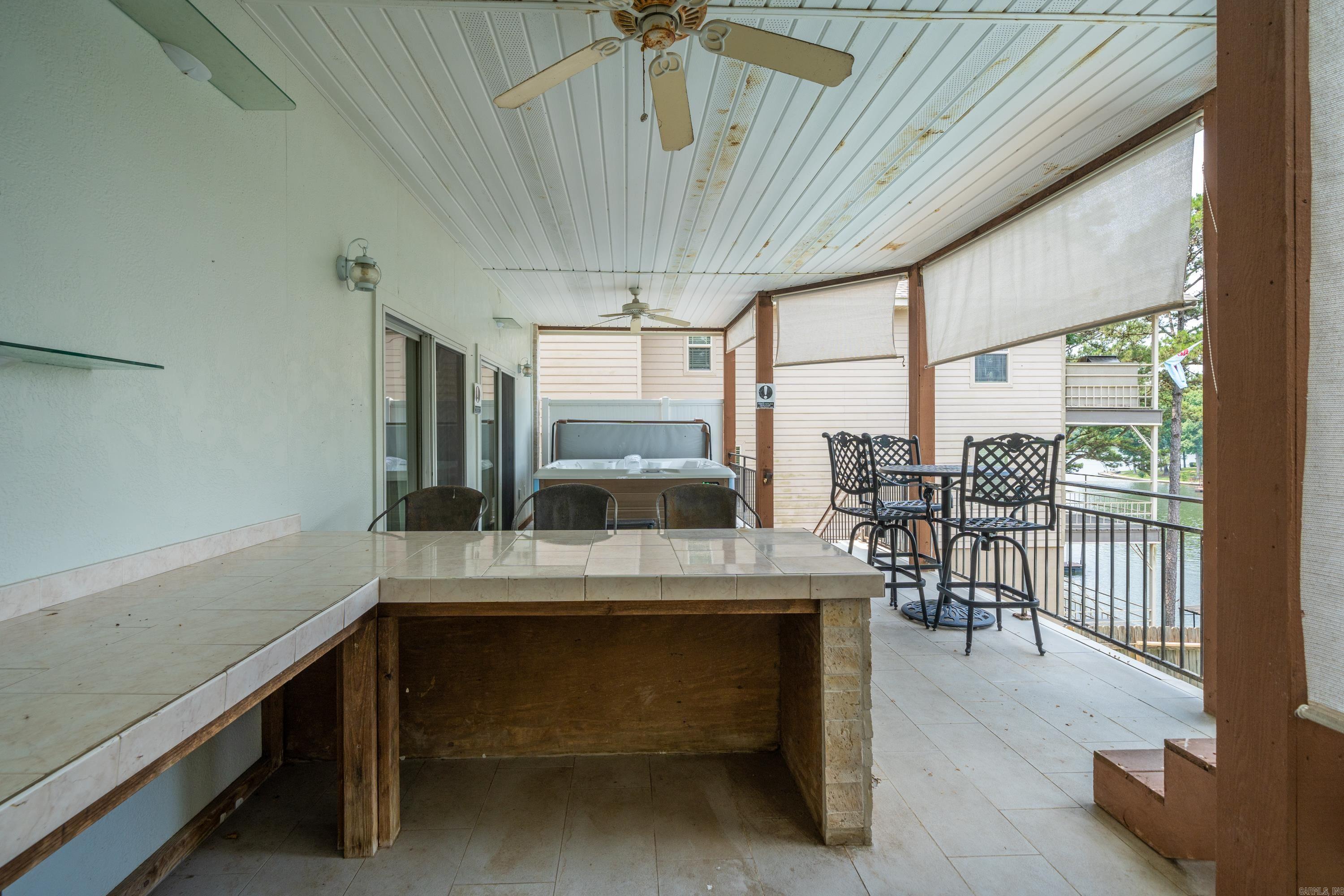 Lake Hamilton Shores - Residential