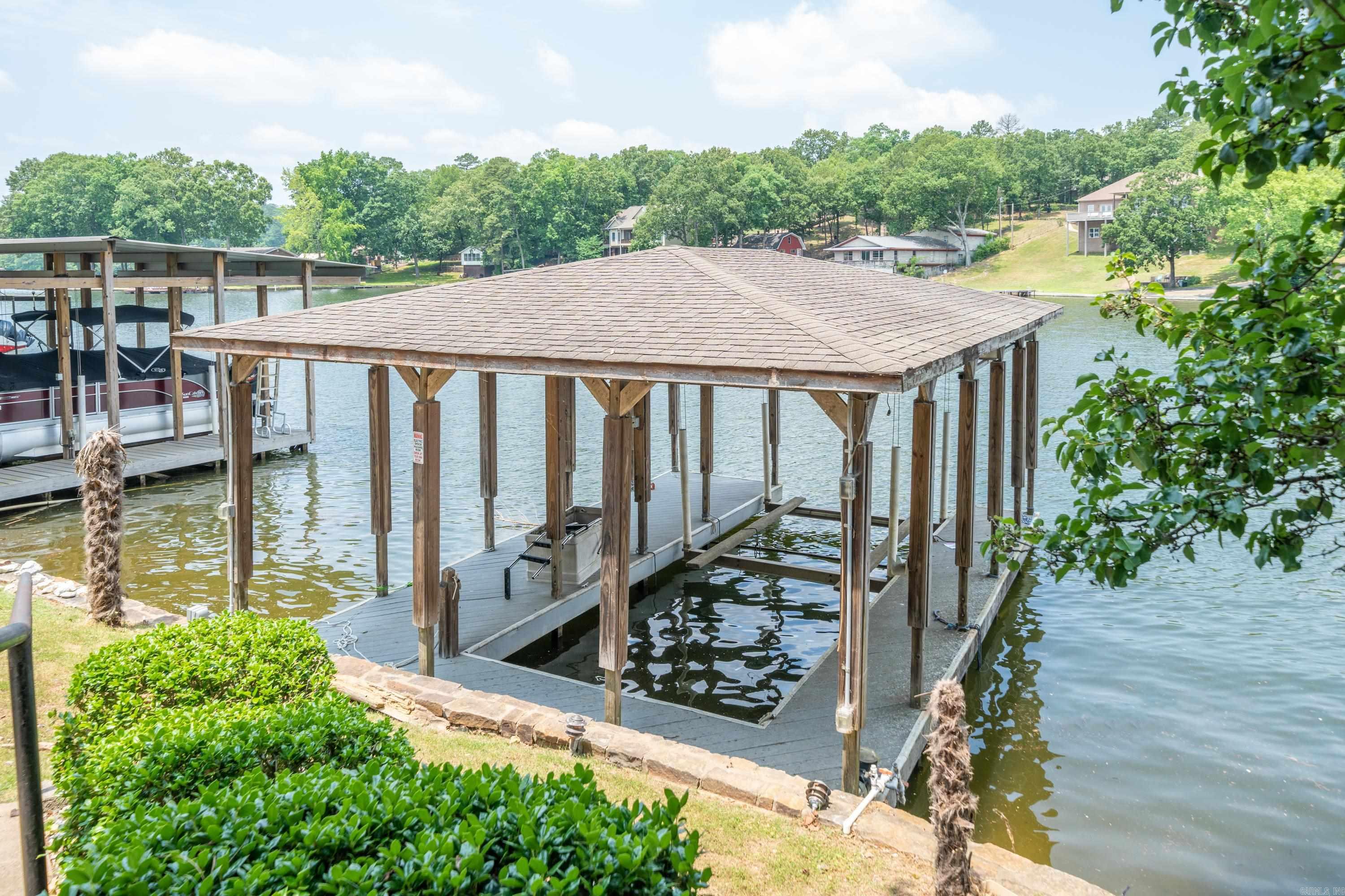 Lake Hamilton Shores - Residential