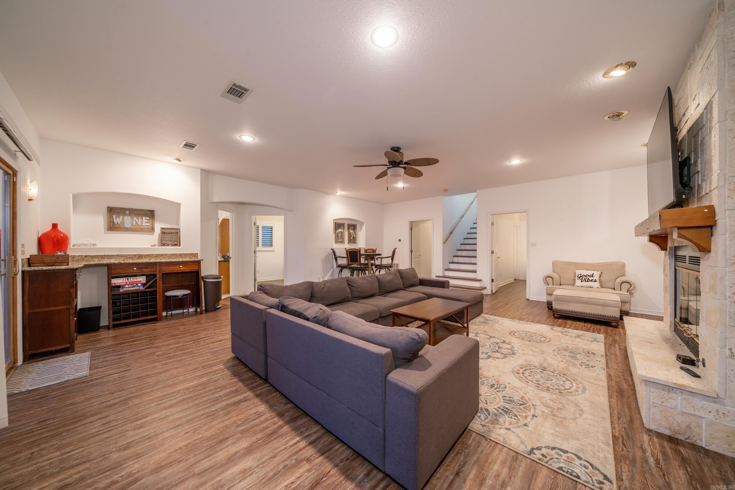 Lake Hamilton Shores - Residential