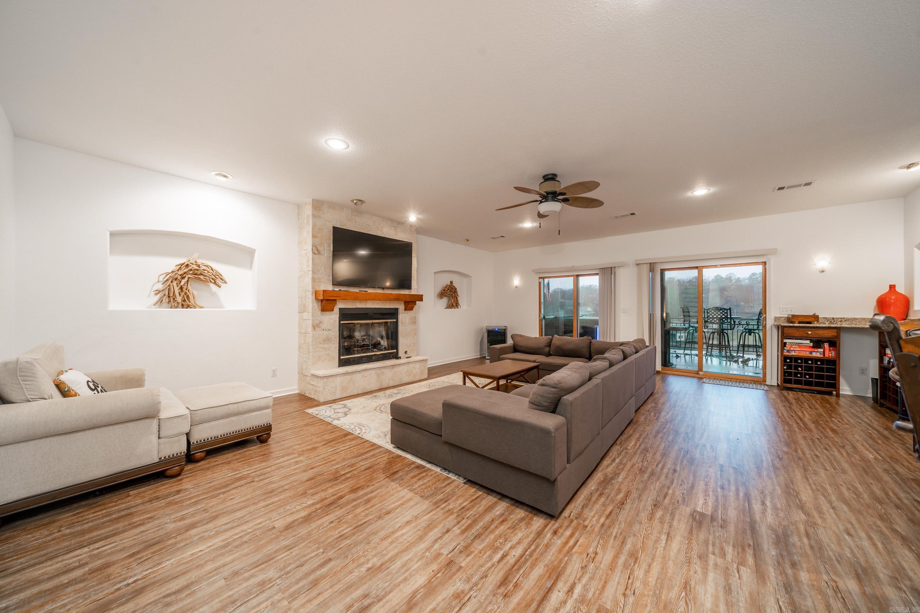 Lake Hamilton Shores - Residential