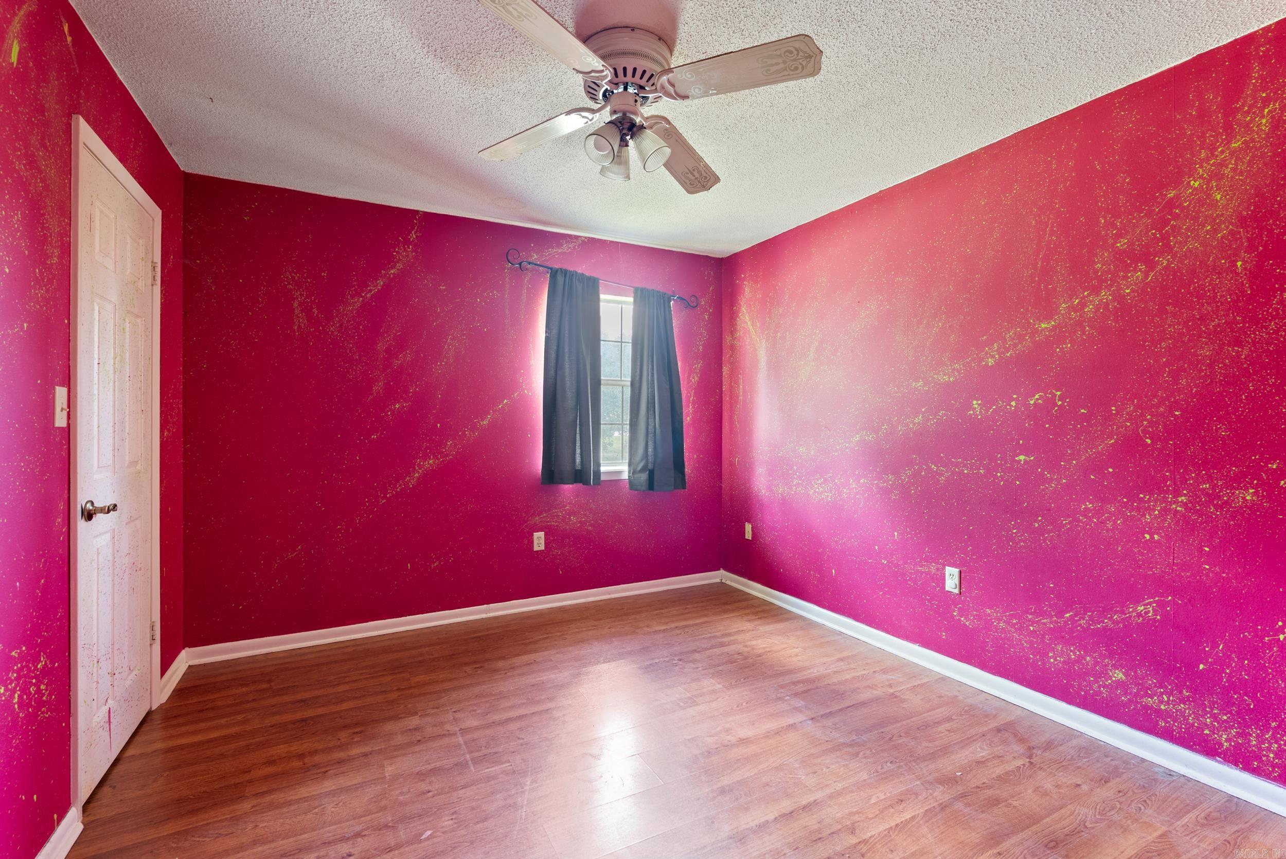 SHADY ACRES - Residential