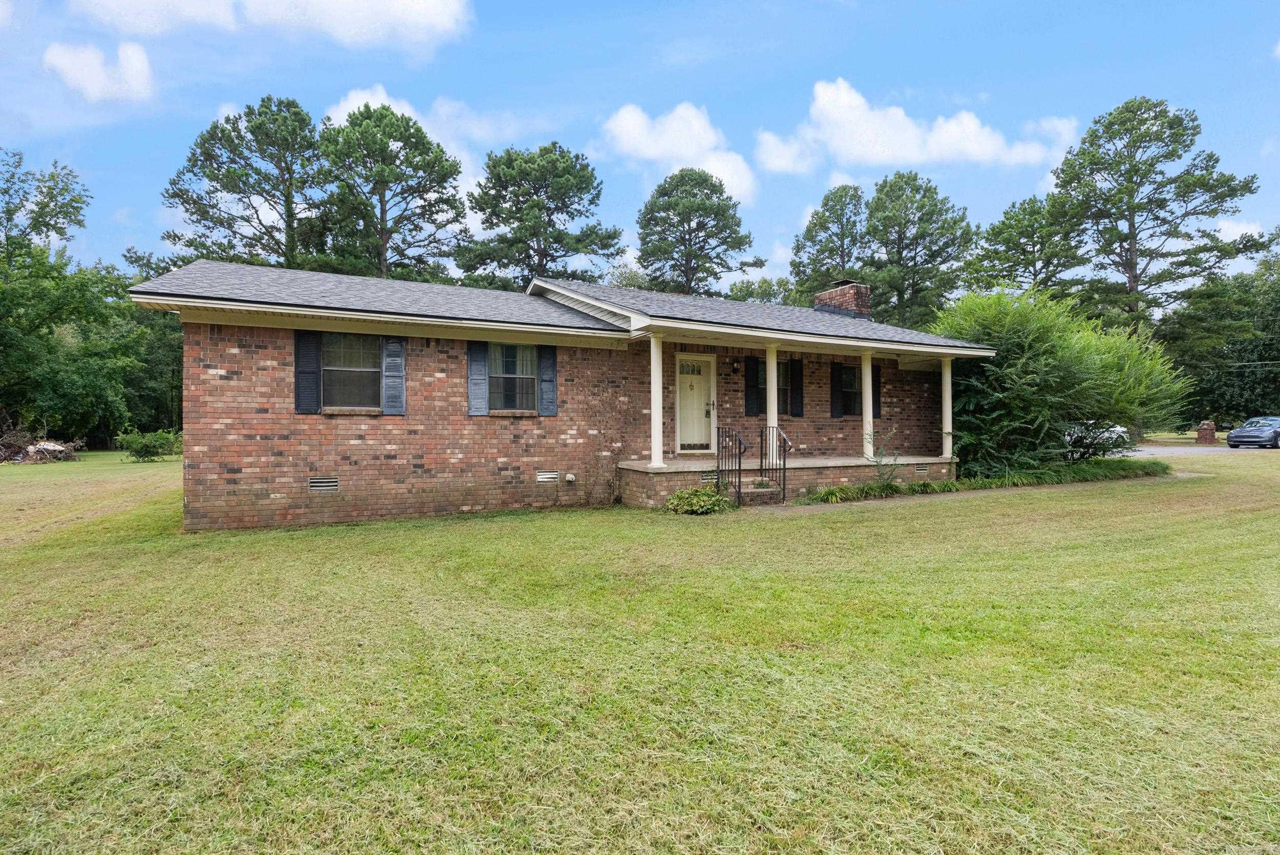 SHADY ACRES - Residential