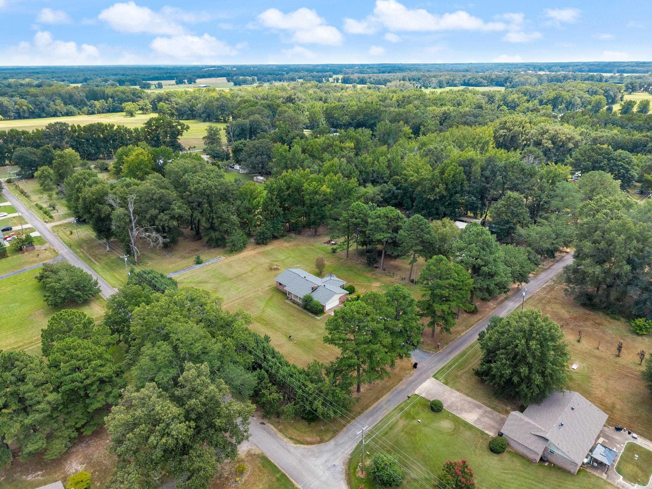 SHADY ACRES - Residential