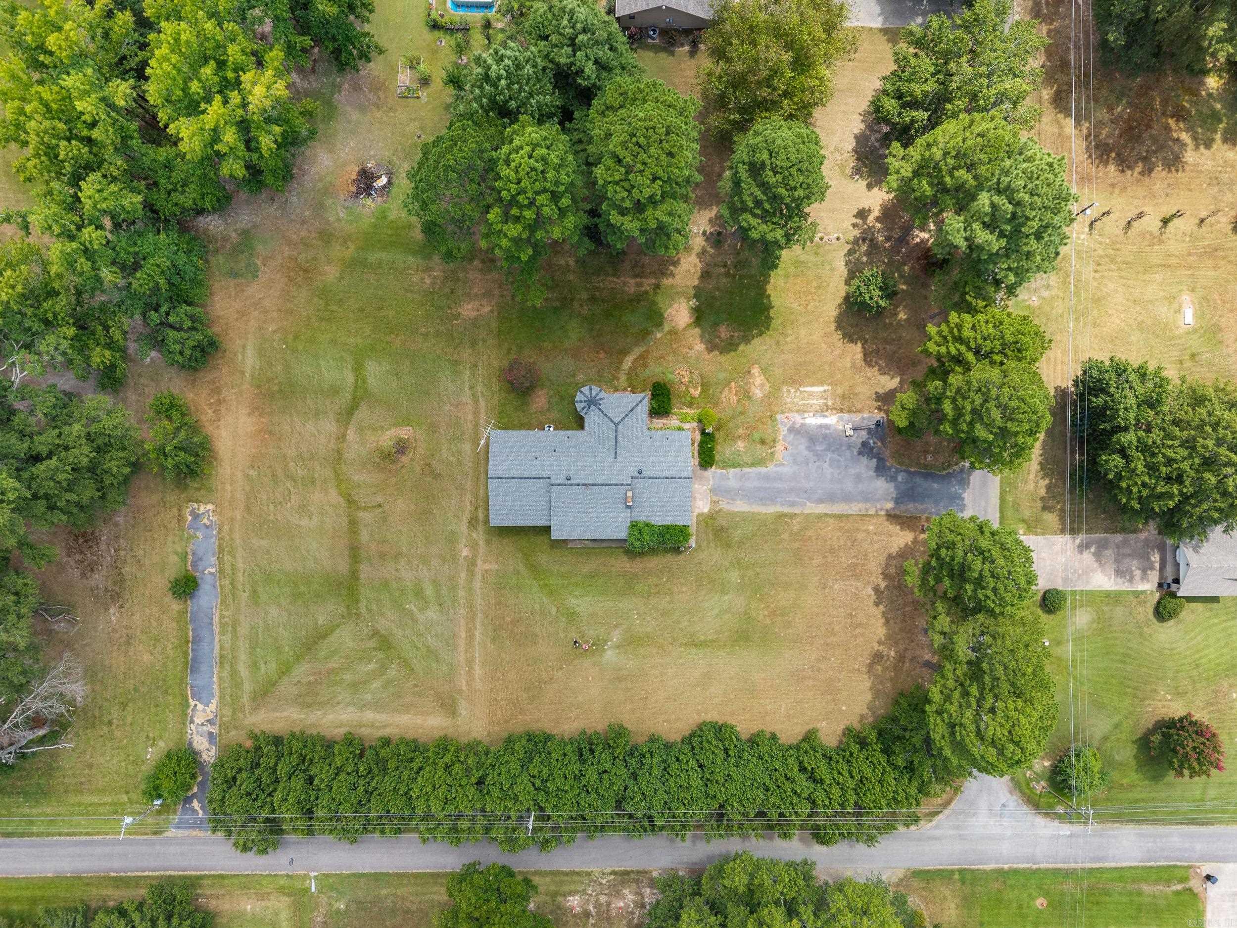 SHADY ACRES - Residential