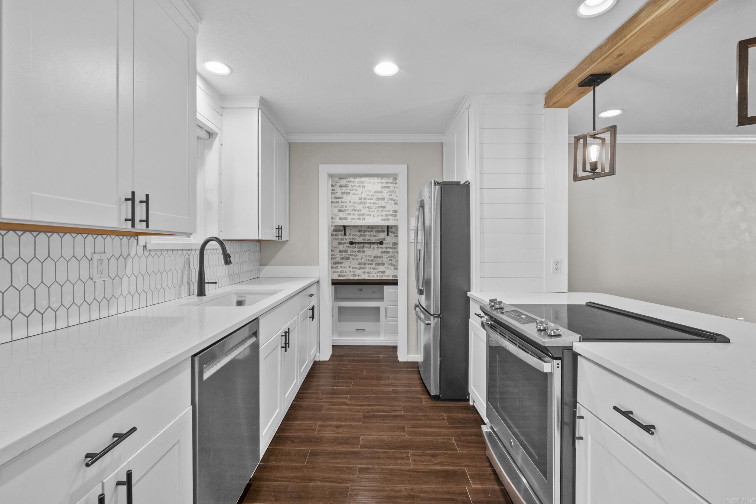BELLAIRE - Residential