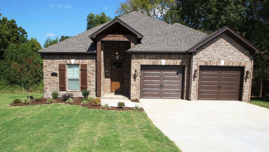 Custom home built by Watson and Watson Construction, Inc.