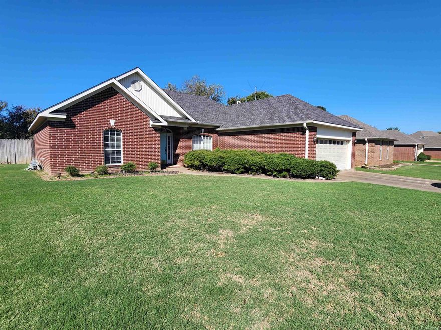 Beautiful home on a secluded street near Westside Elementary. Split bedroom plan, Large Master Bedroom, and Master Bath. Great paint colors. Hardwood Floors throughout. The best part is an extra room off the master that can be used as an office, nursery or a man cave. Nice yard with a covered porch.