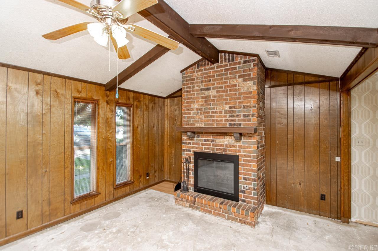 STONEWALL - Residential