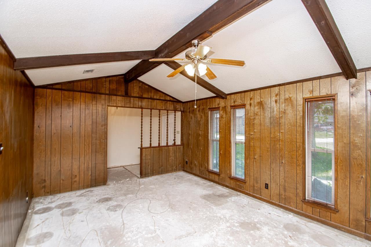 STONEWALL - Residential