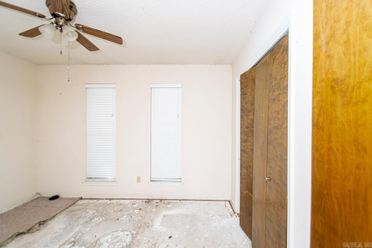 STONEWALL - Residential