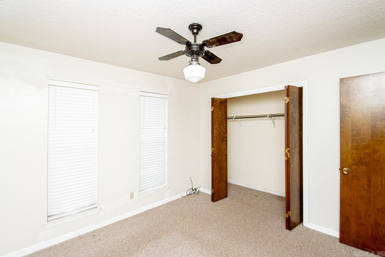 STONEWALL - Residential