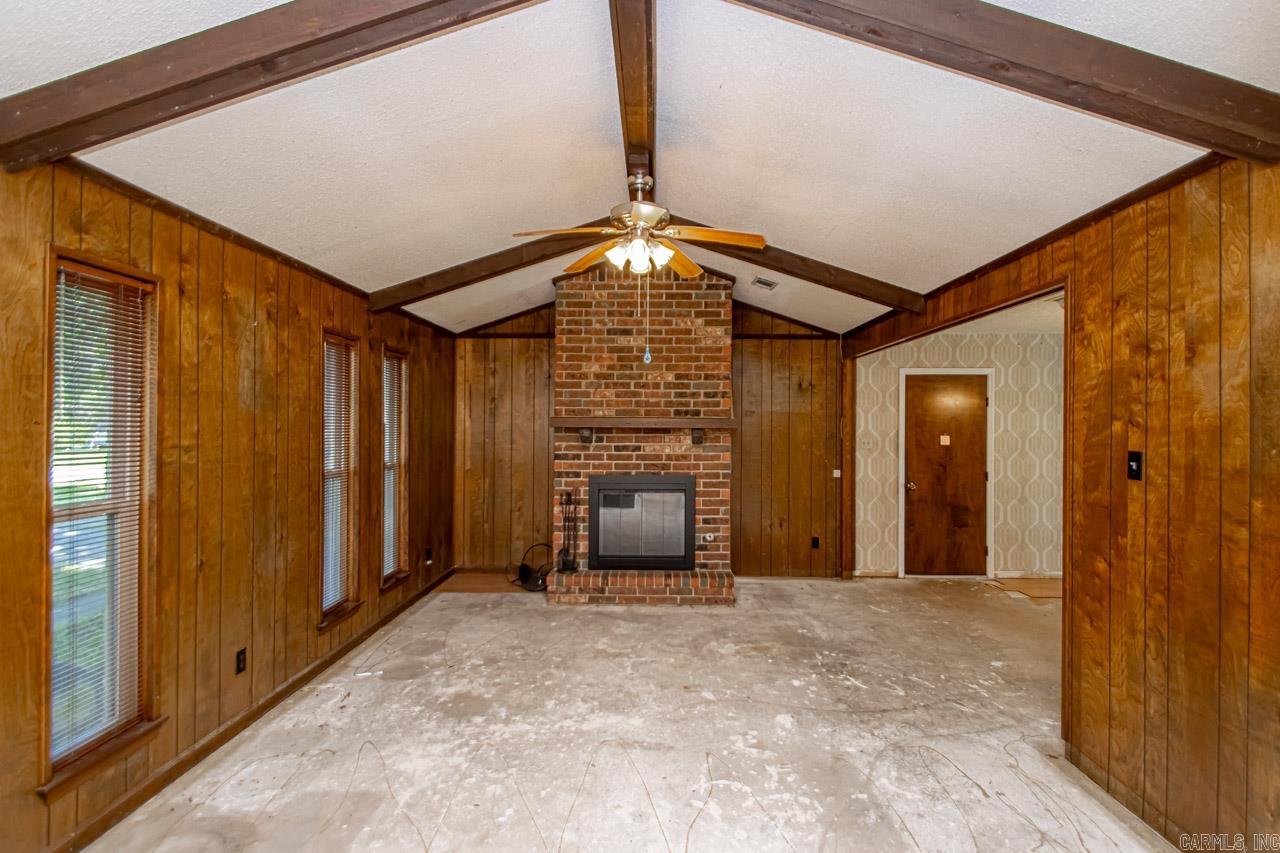 STONEWALL - Residential