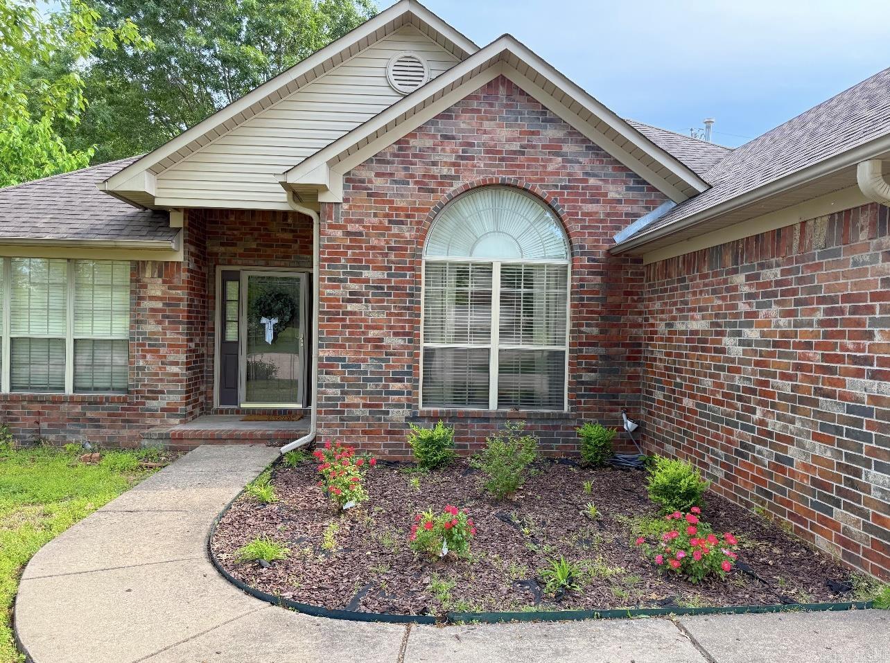 STOP THE CAR!!!!! Come in and see this DARLING UPDATED HOME!!!! New LVP flooring, new tile in guest bath, new paint throughout, and a new back splash in the kitchen! Located just minutes to 2 grocery stores, fitness gyms, Walmart, restaurants, convenient stores, churches, hospitals, UCA, the interstate AND walking trails. I suppose you could say "ALL THE THINGS!" This jewel features a split floor plan with a large primary suite, a formal dining room with a vaulted ceiling, the eat-in-kitchen puts the table in the bay window, there is a beautiful fireplace in the LR, PLUS a covered back porch with a deck!. This maintainable yard is fully fenced. Come enjoy the peacefulness and privacy this home provides! SEE AGENT REMARKS