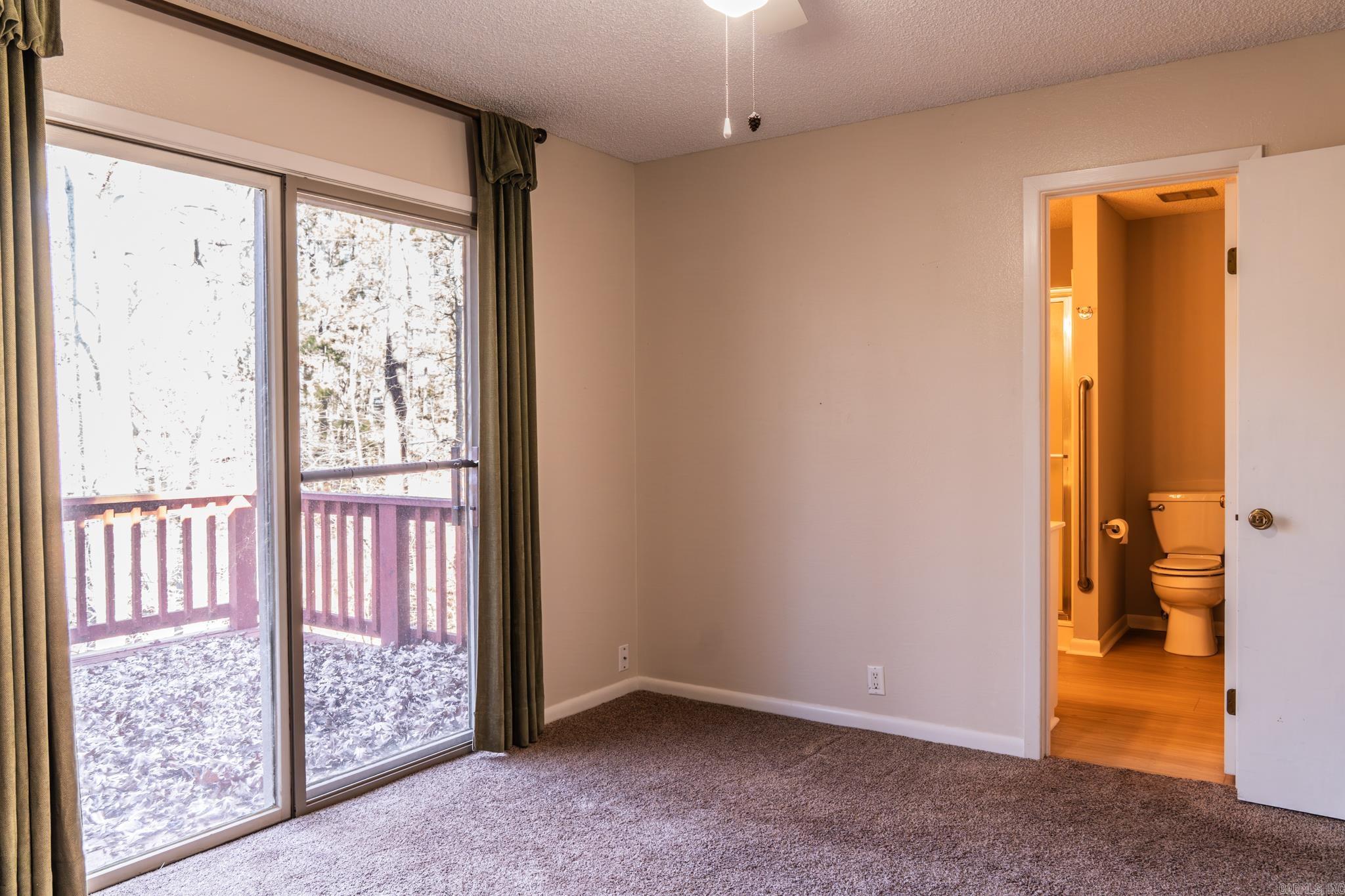 VALENCIA COURTS - Residential