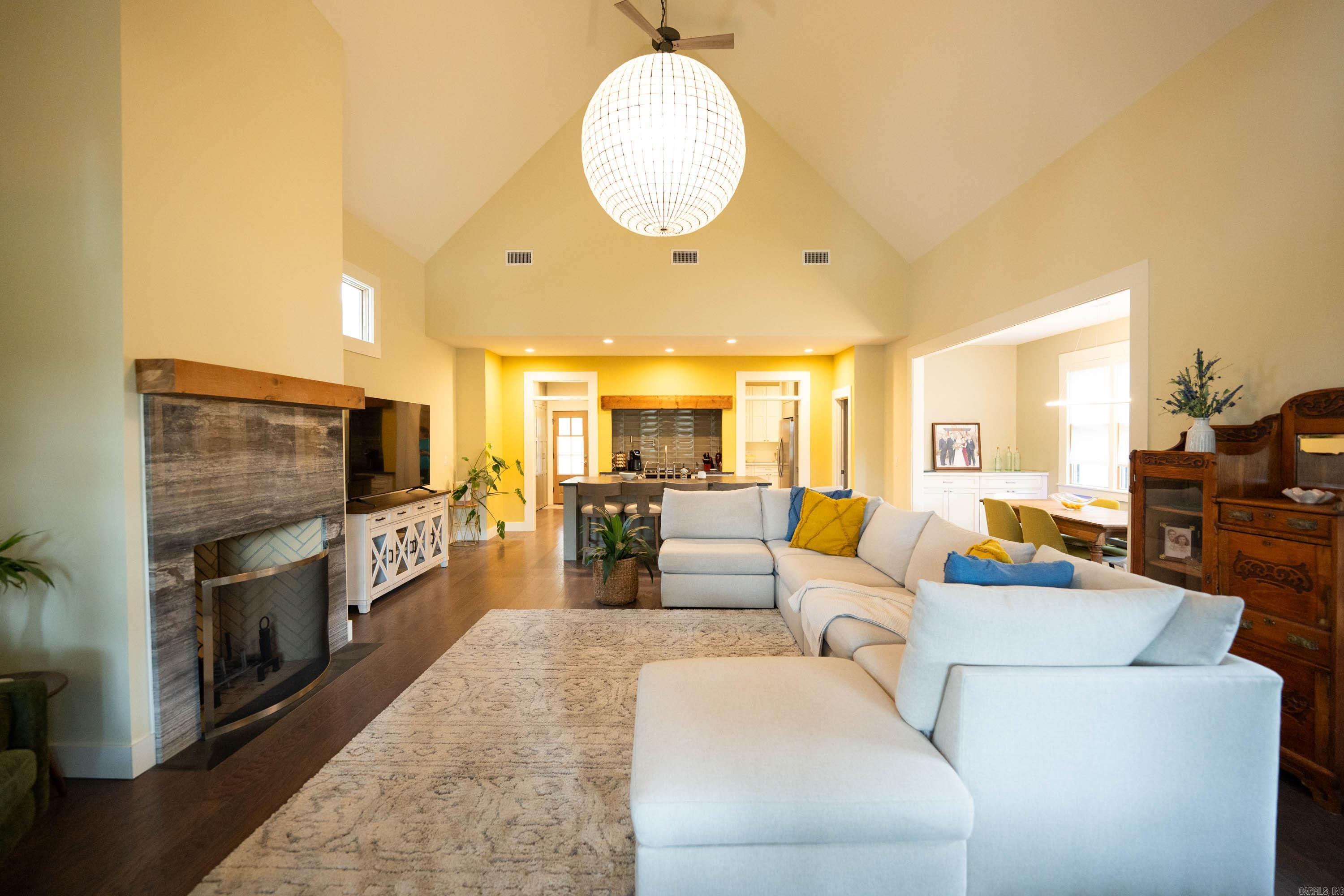 Old Magnolia Place - Residential