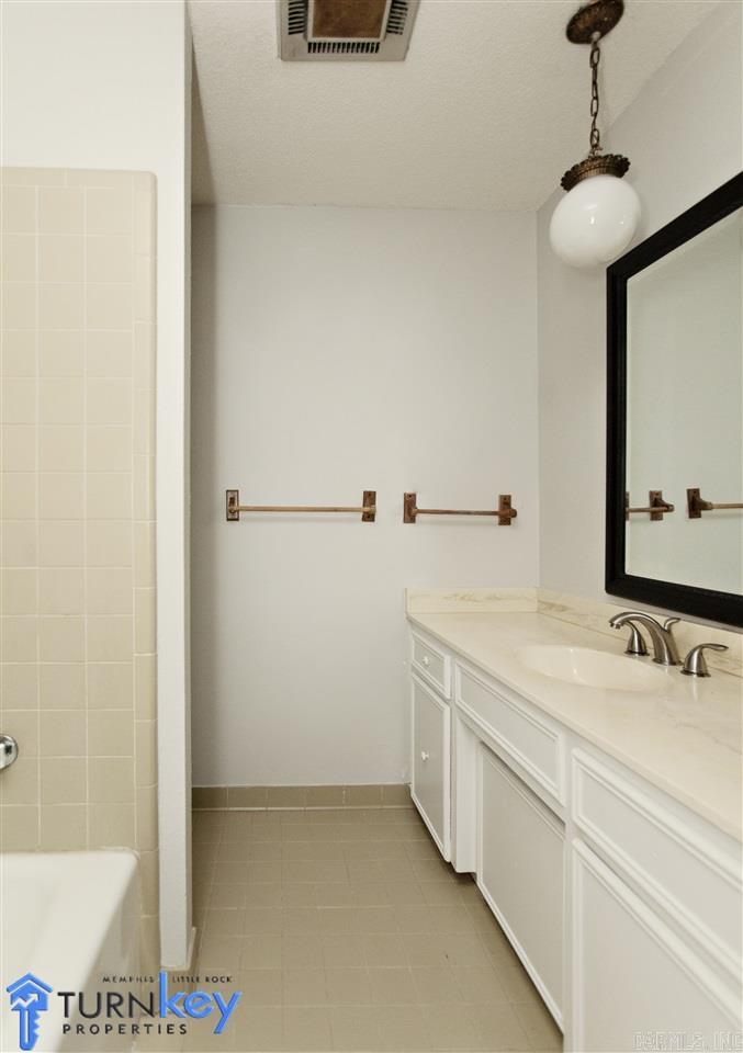 Sturbridge - Residential Lease