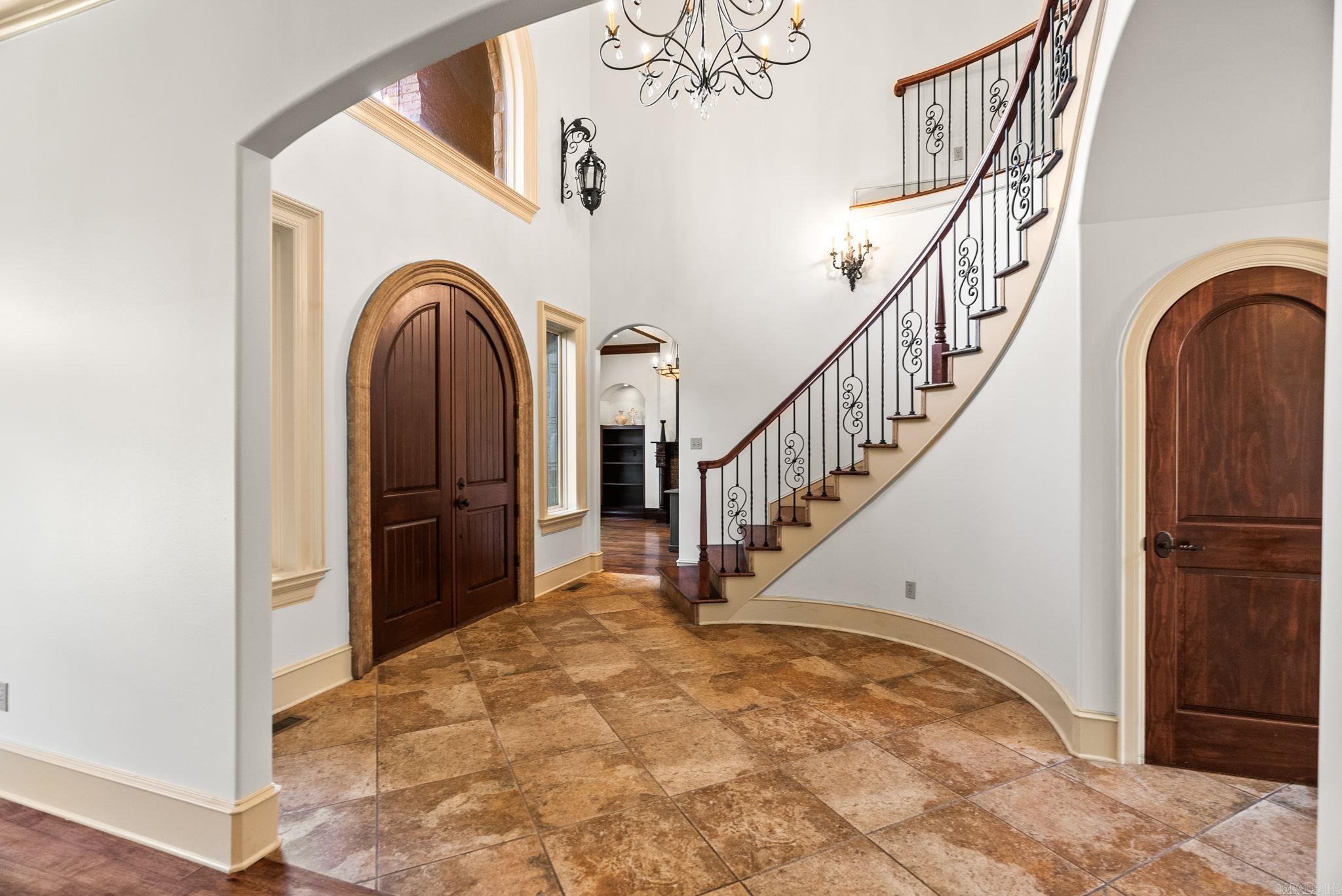 CHENAL DOWNS - Residential