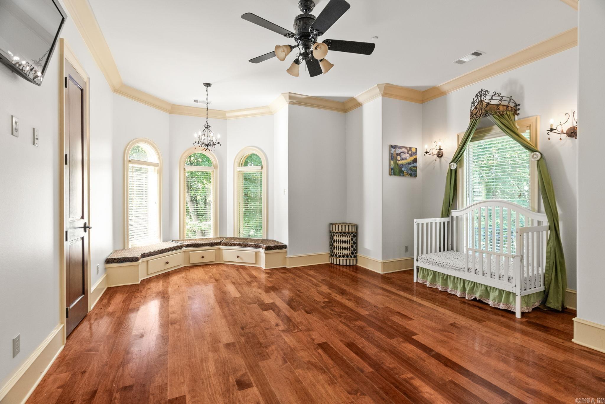 CHENAL DOWNS - Residential