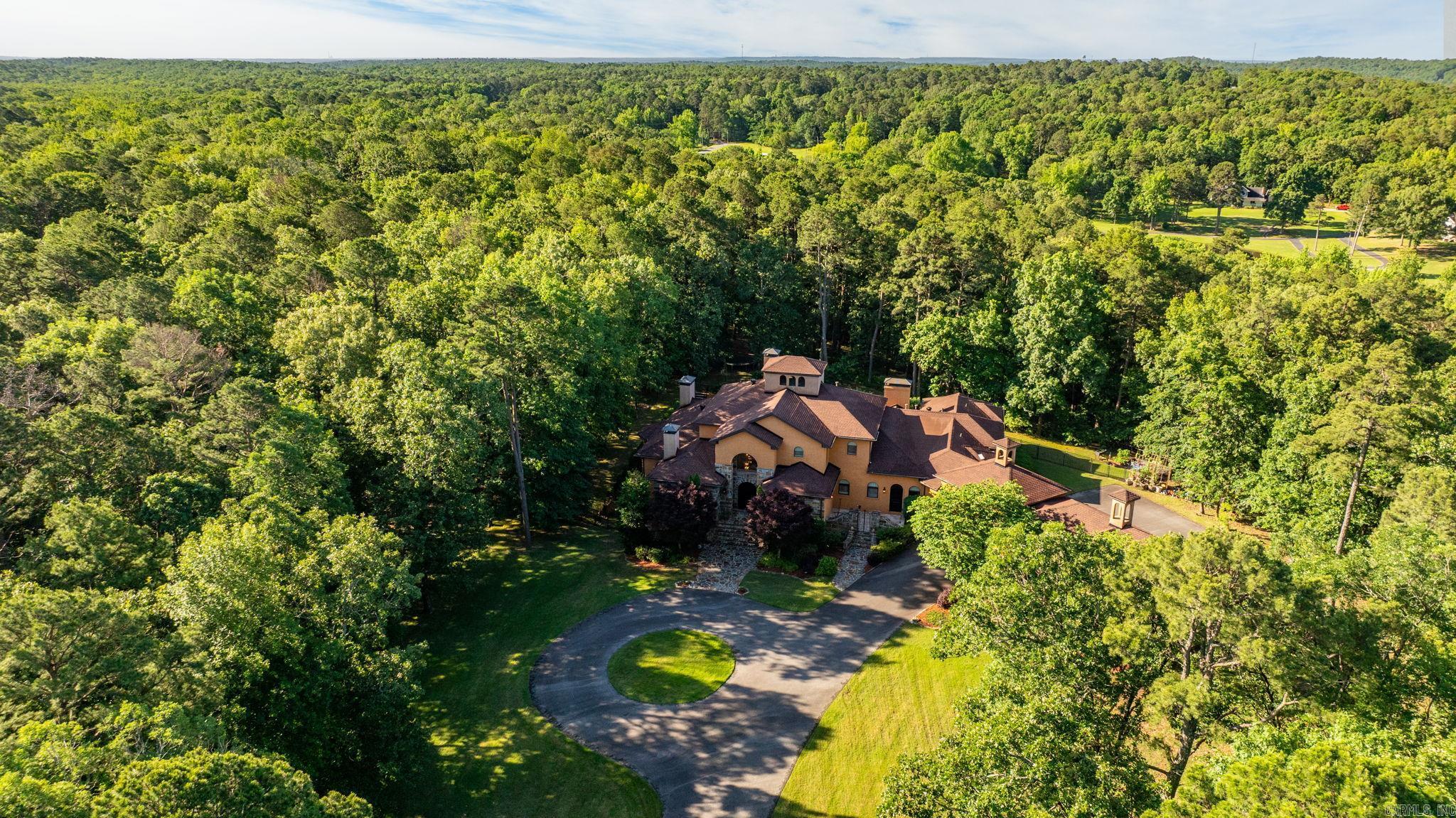 CHENAL DOWNS - Residential