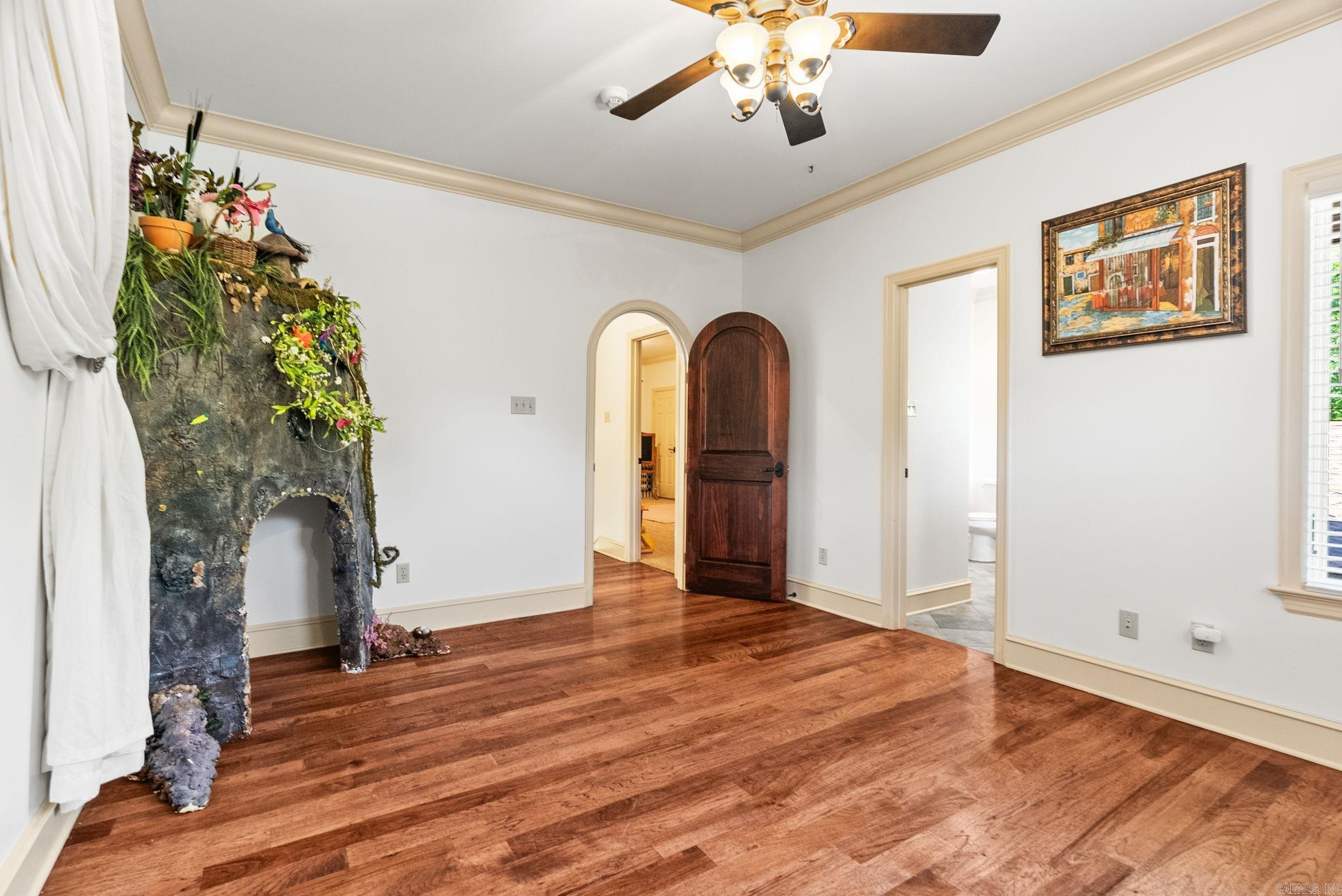 CHENAL DOWNS - Residential
