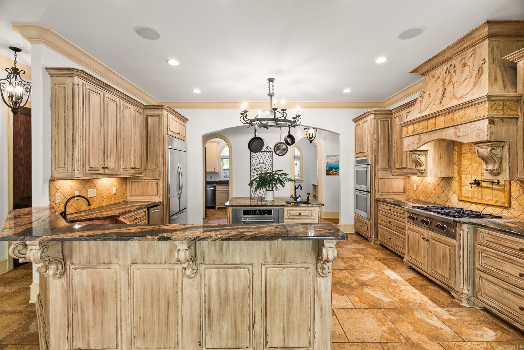 CHENAL DOWNS - Residential