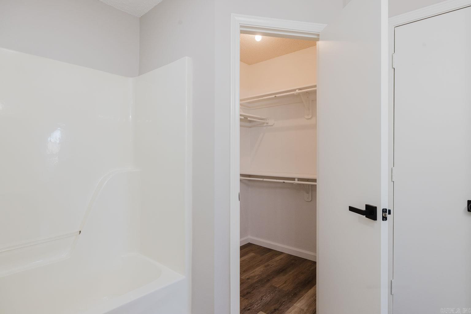 FOREST COVE - Residential