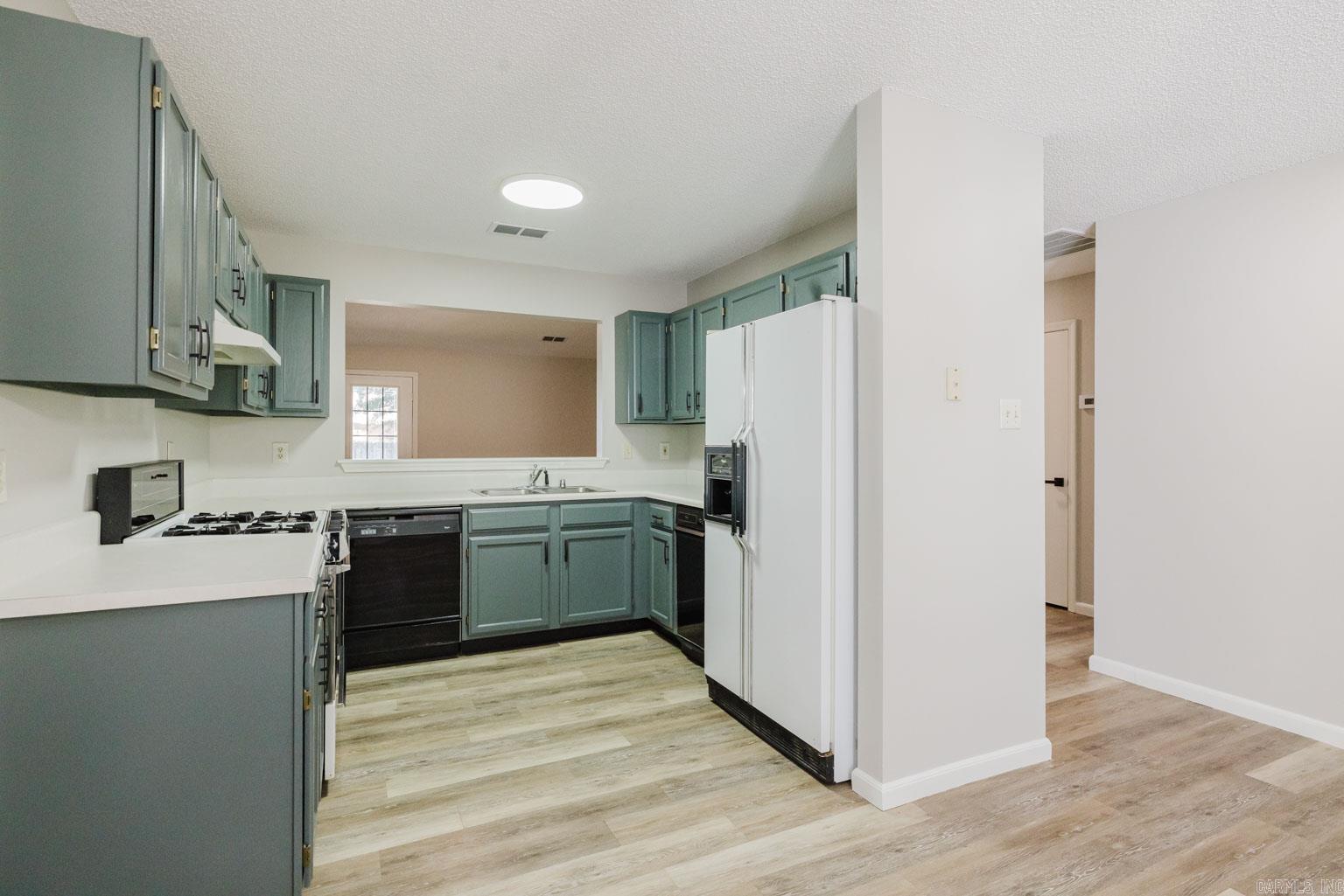 FOREST COVE - Residential