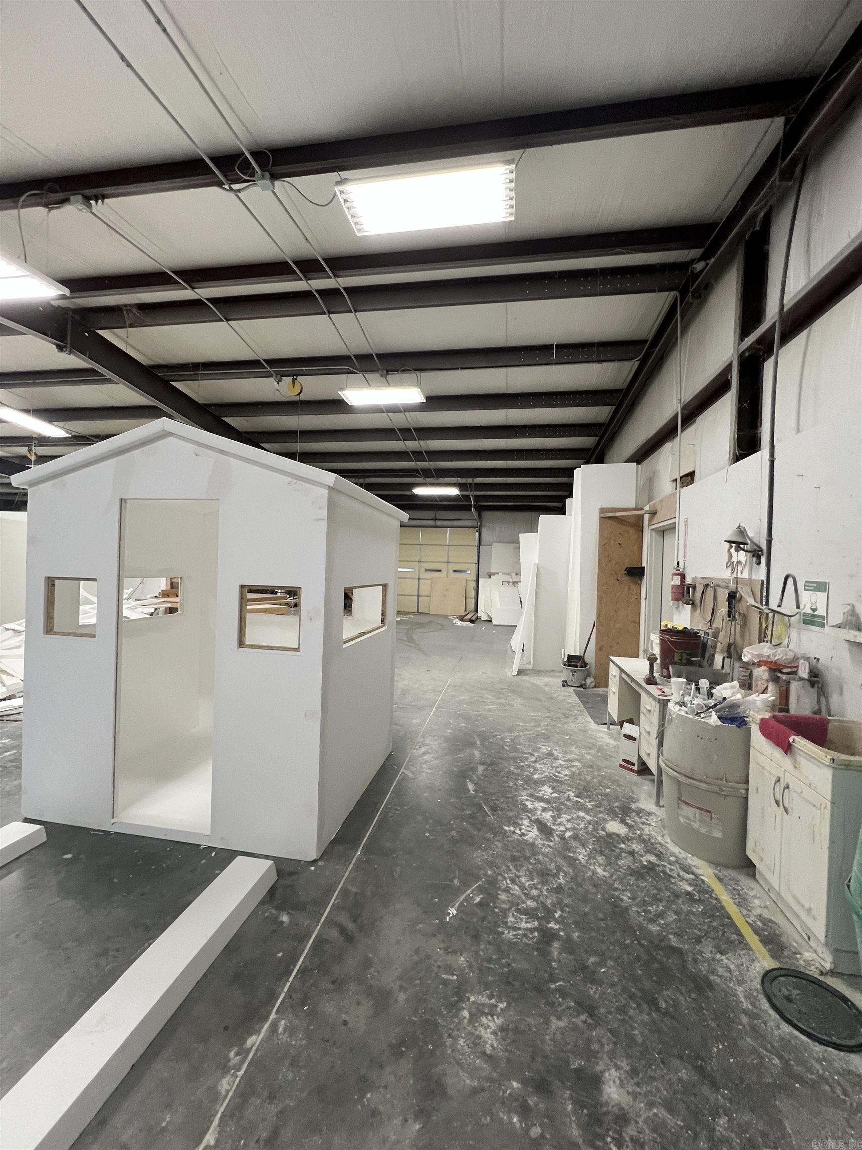 Metes & Bounds - Commercial Sale