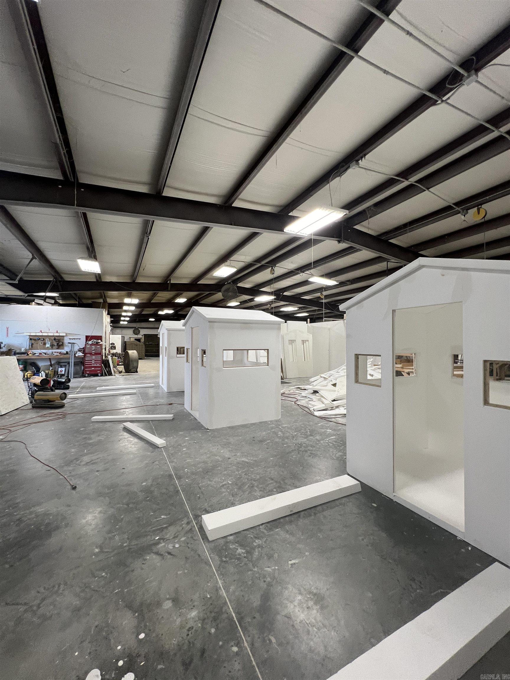 Metes & Bounds - Commercial Sale