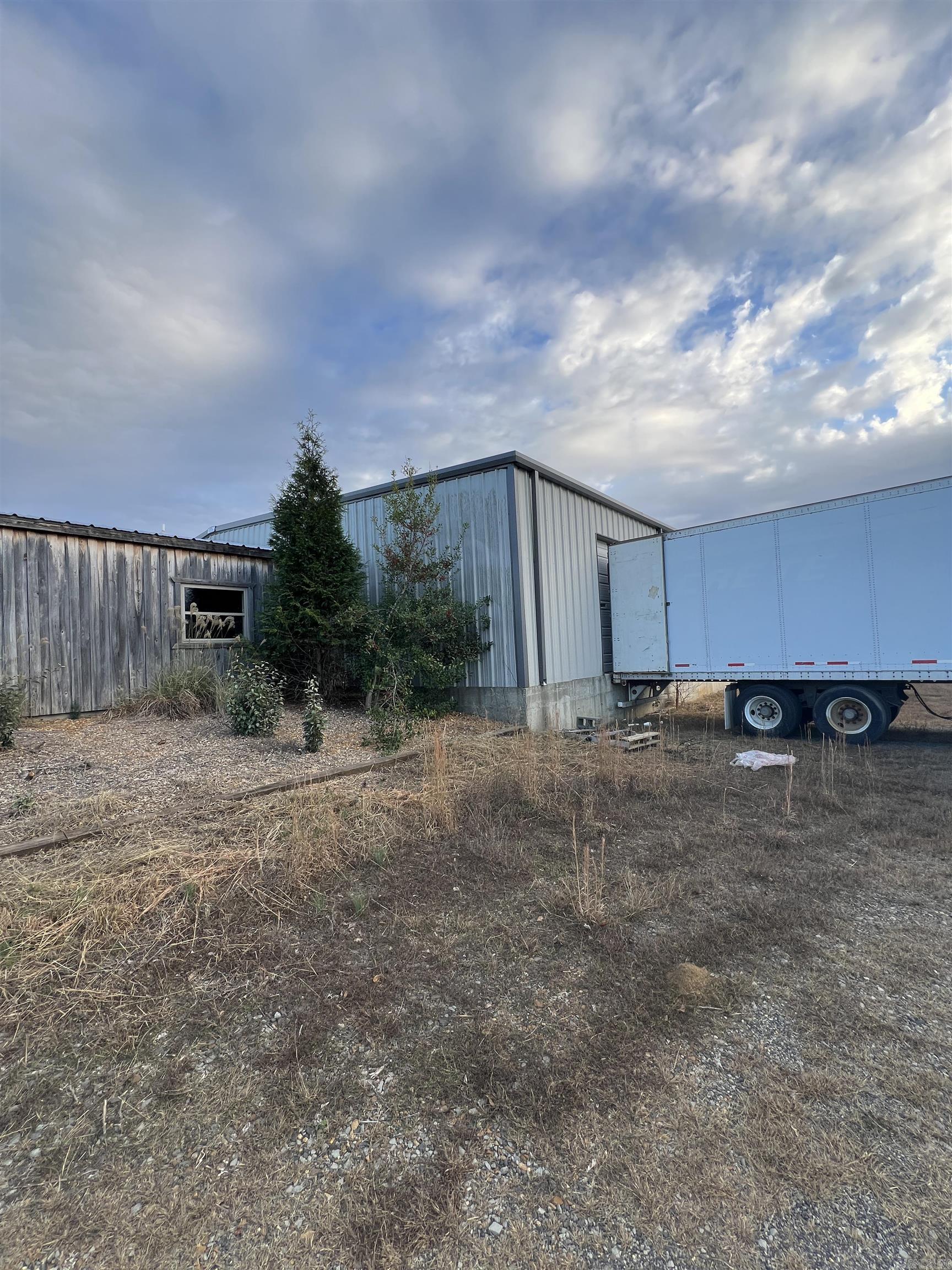 Metes & Bounds - Commercial Sale