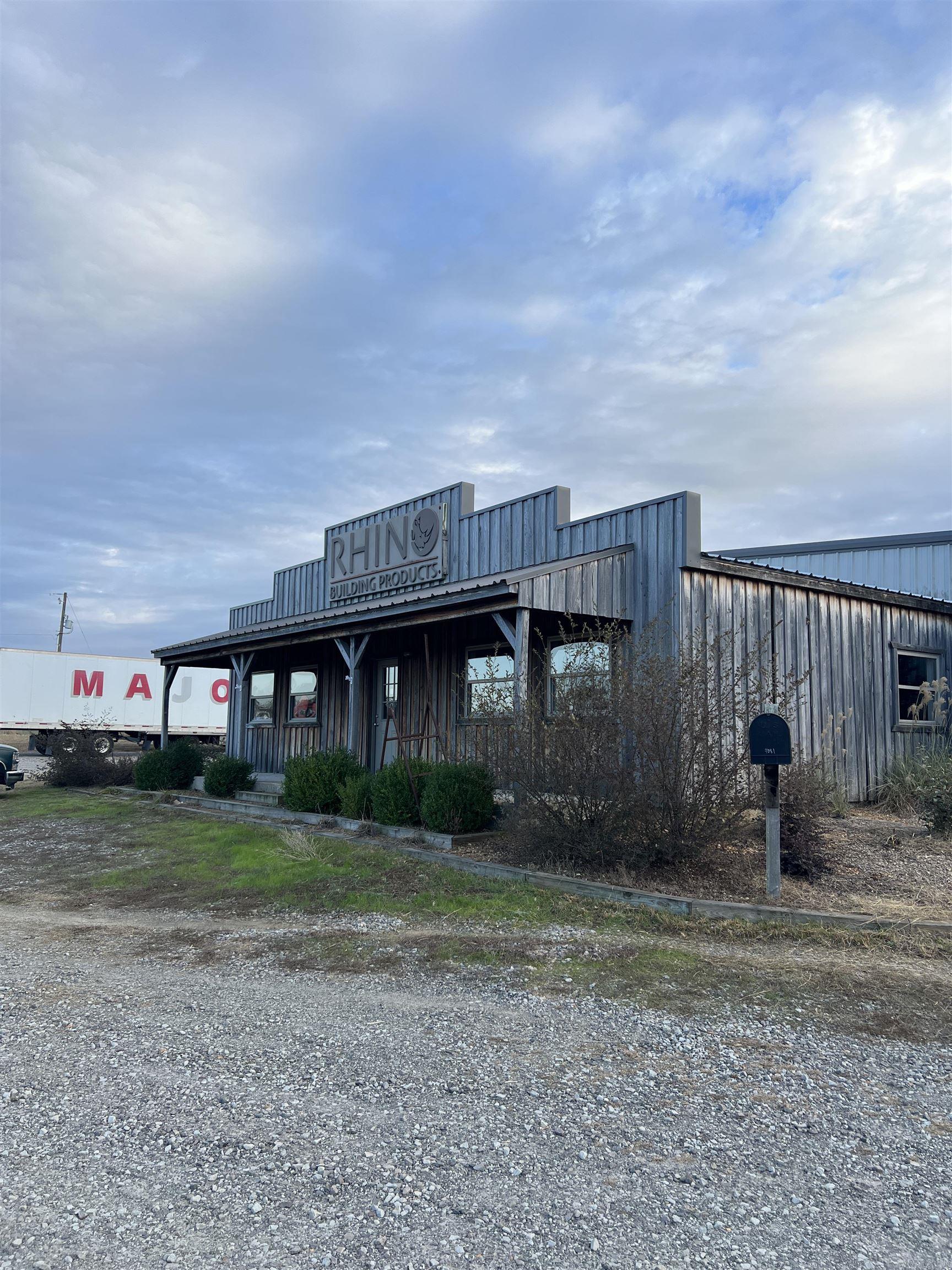 Metes & Bounds - Commercial Sale