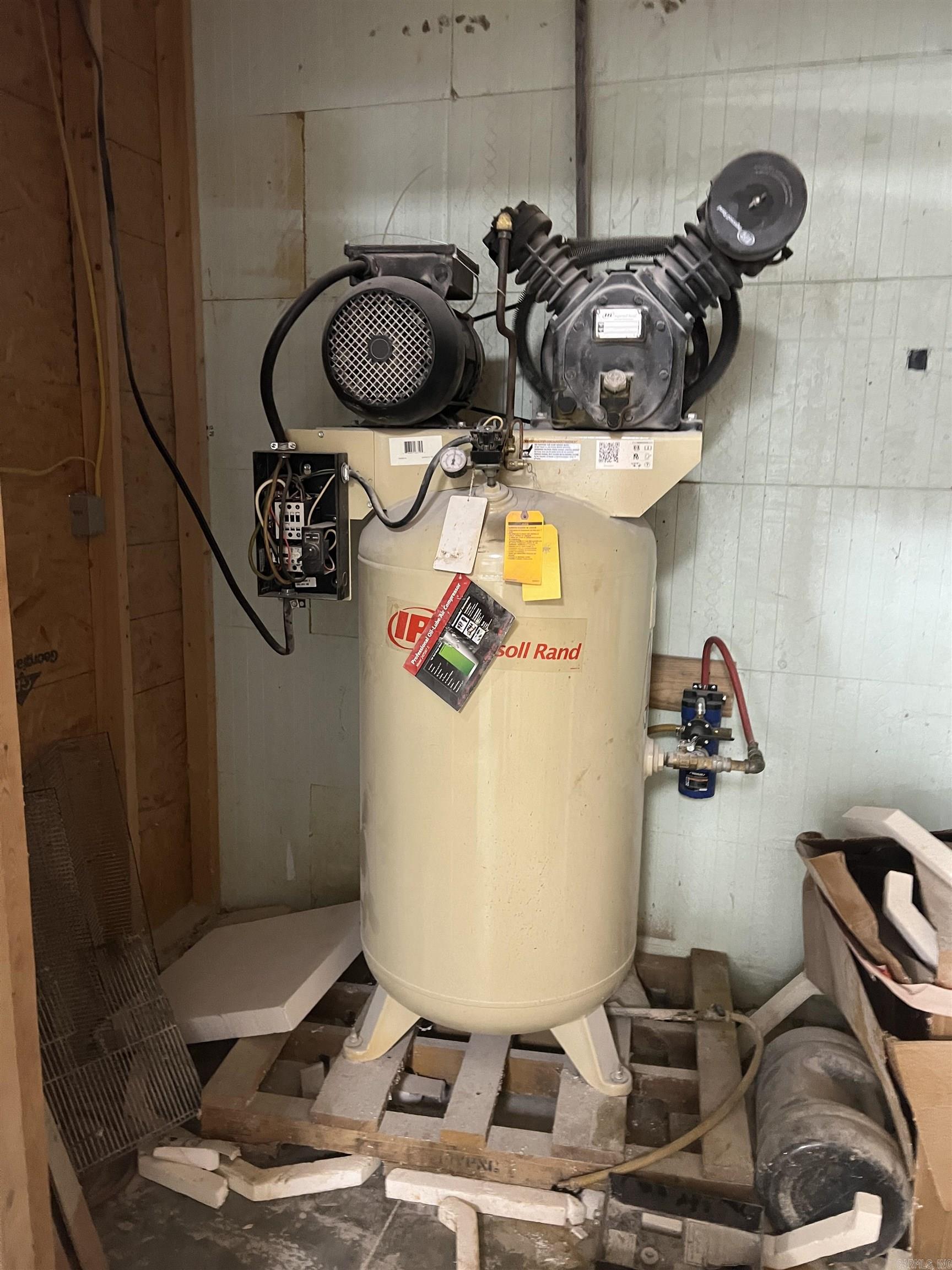 Metes & Bounds - Commercial Sale