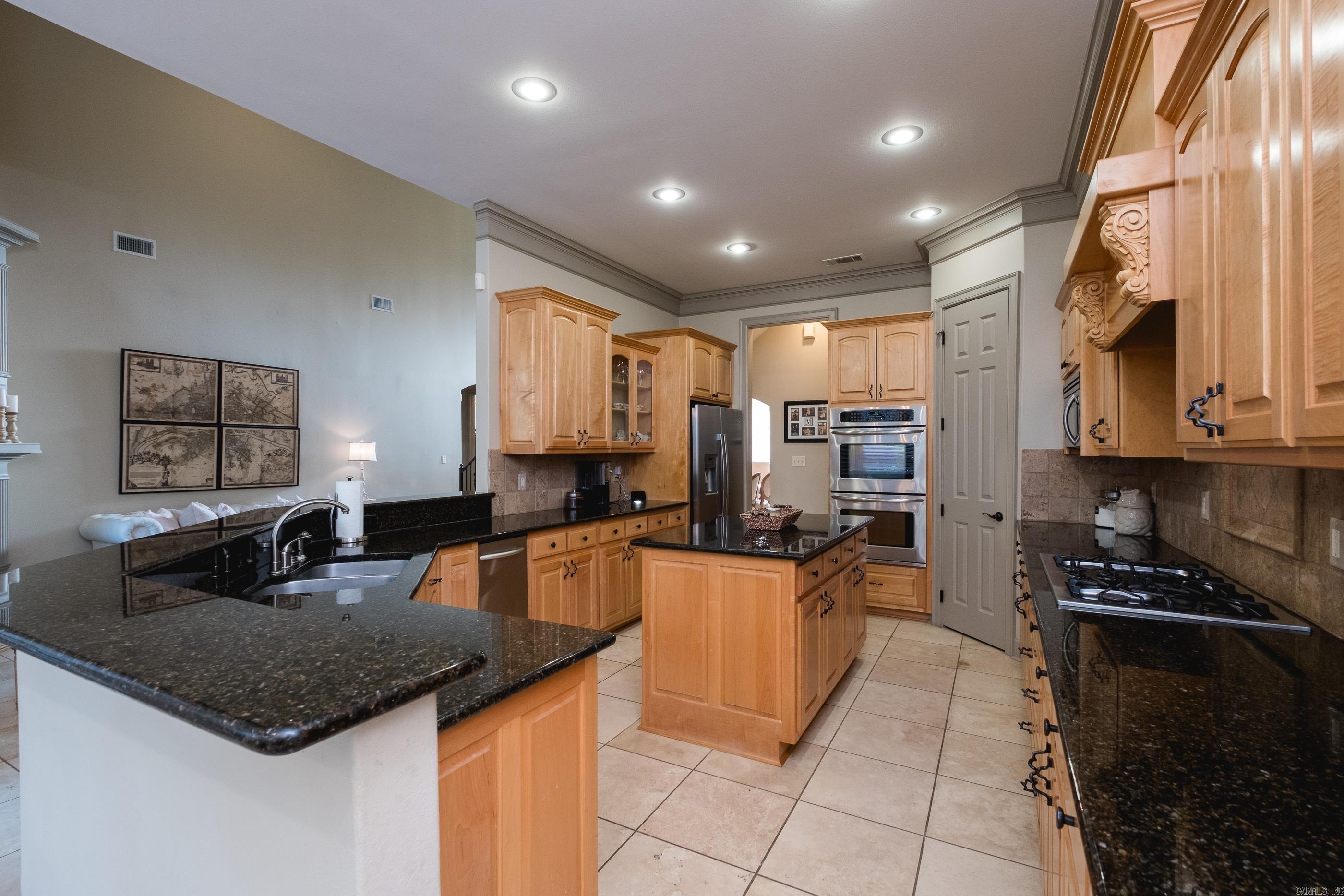 CHENAL VALLEY EPERNAY PLACE - Residential