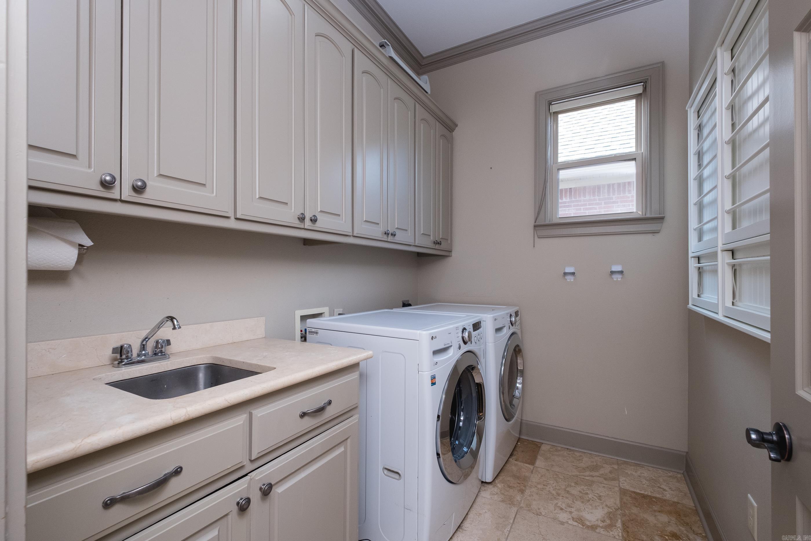 CHENAL VALLEY EPERNAY PLACE - Residential